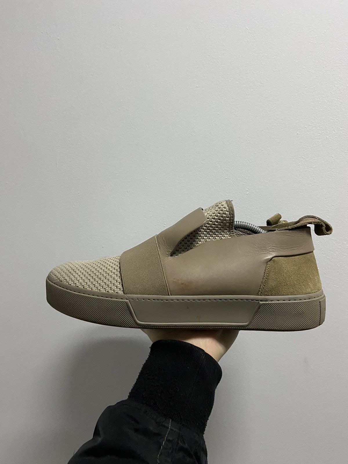 Balenciaga × Vintage Balenciaga luxury low top sneakers vintage trainers Size US 11 / EU 44 - 4 Thumbnail