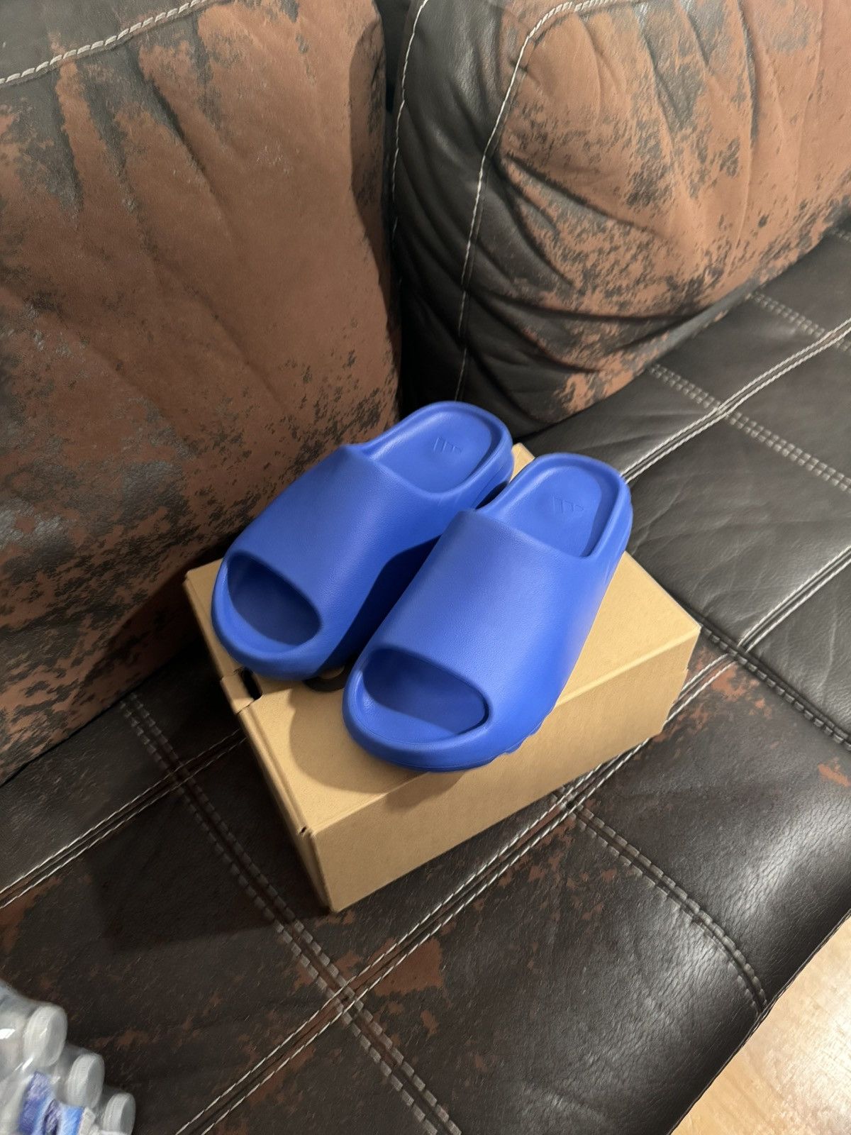 image of Yeezy Season x Yeezy Talk Worldwide Yeezy Slides Blue Azure, Men's (Size 10)