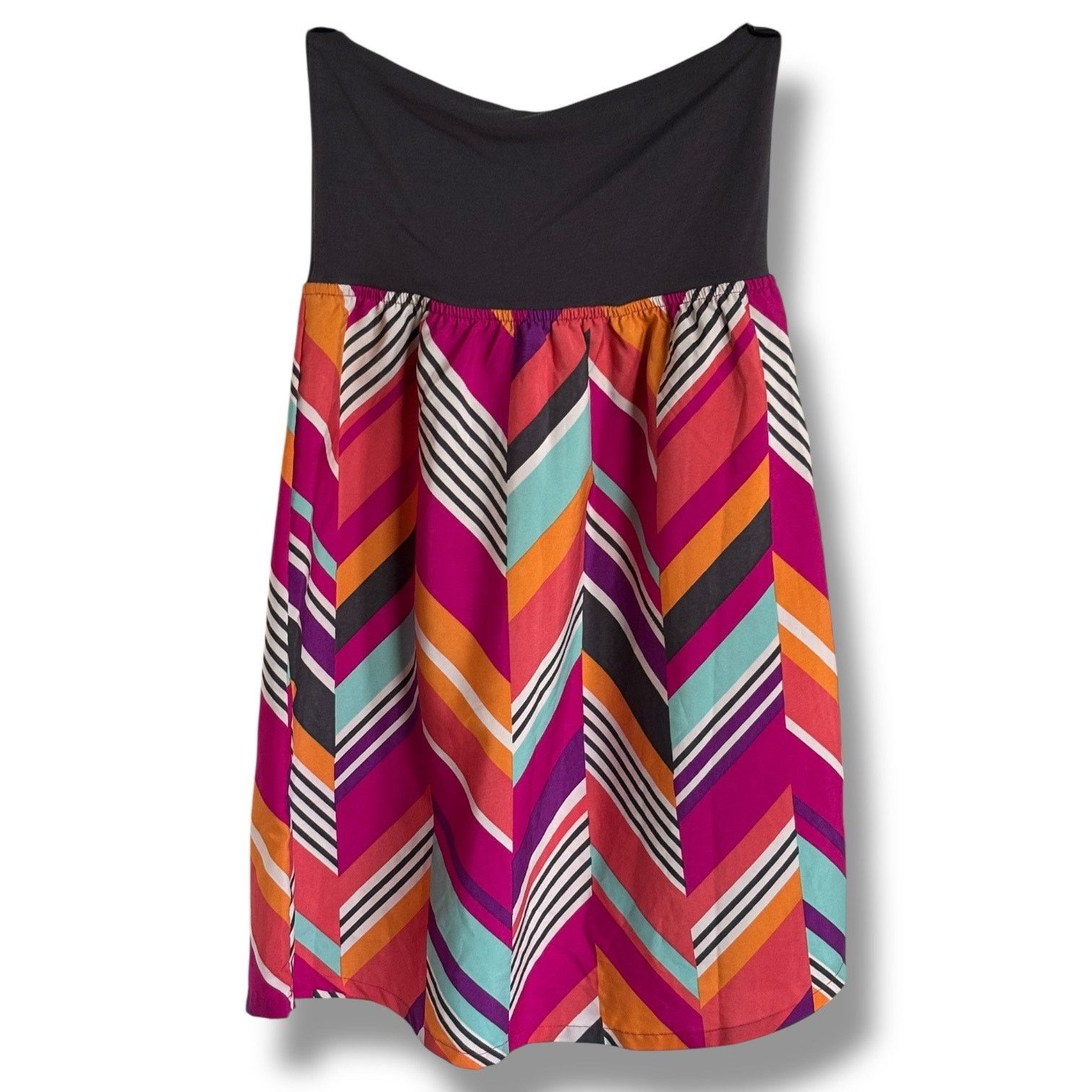 Other Roxy Womens Strapless Dress Multicolor Chevron Gray Bodice M Size M / US 6-8 / IT 42-44 - 4 Thumbnail