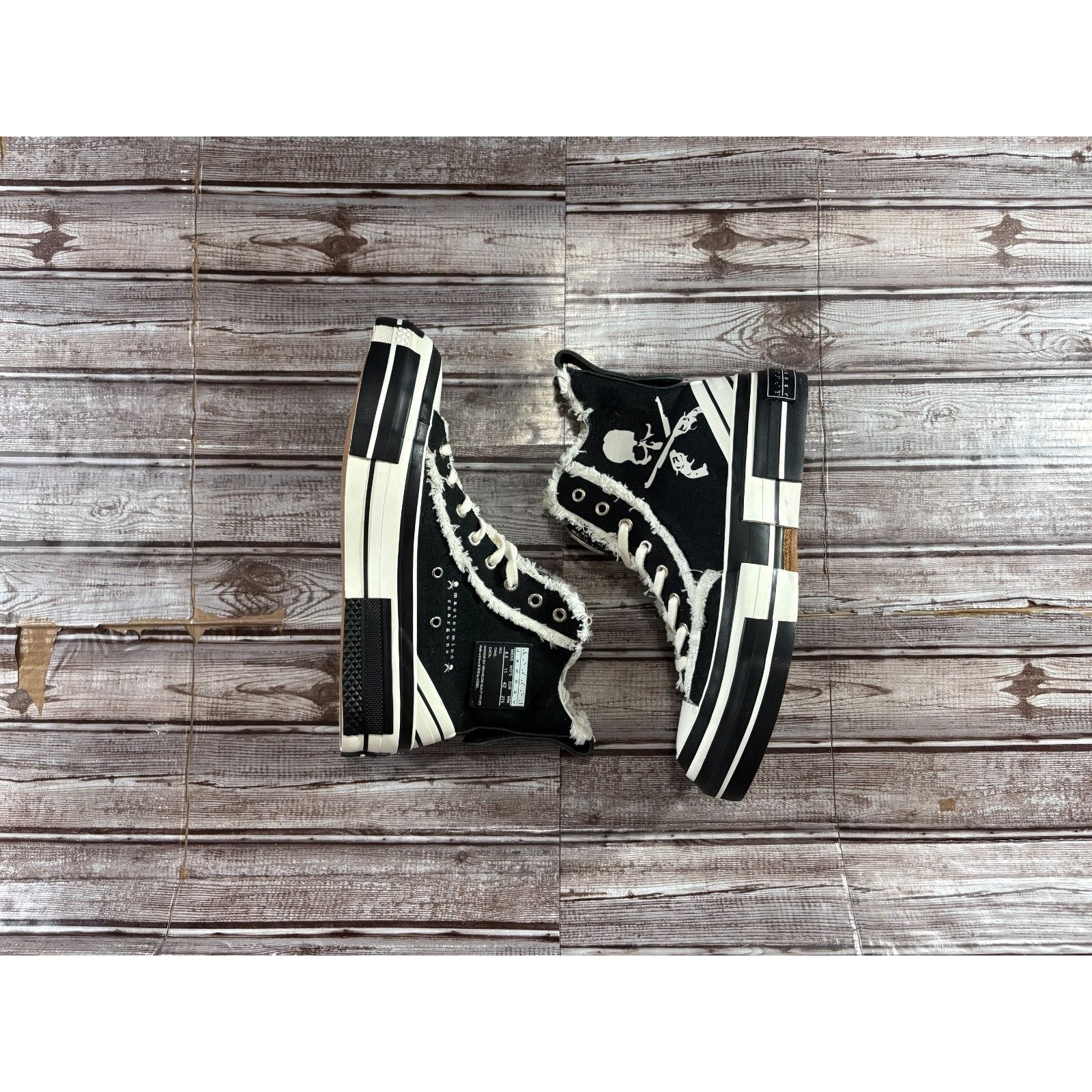 Mastermind World xVESSEL X Roarguns X MASTERMIND Guns N' Skull Highs sneakers Size US 8.5 / EU 41-42 - 4 Thumbnail