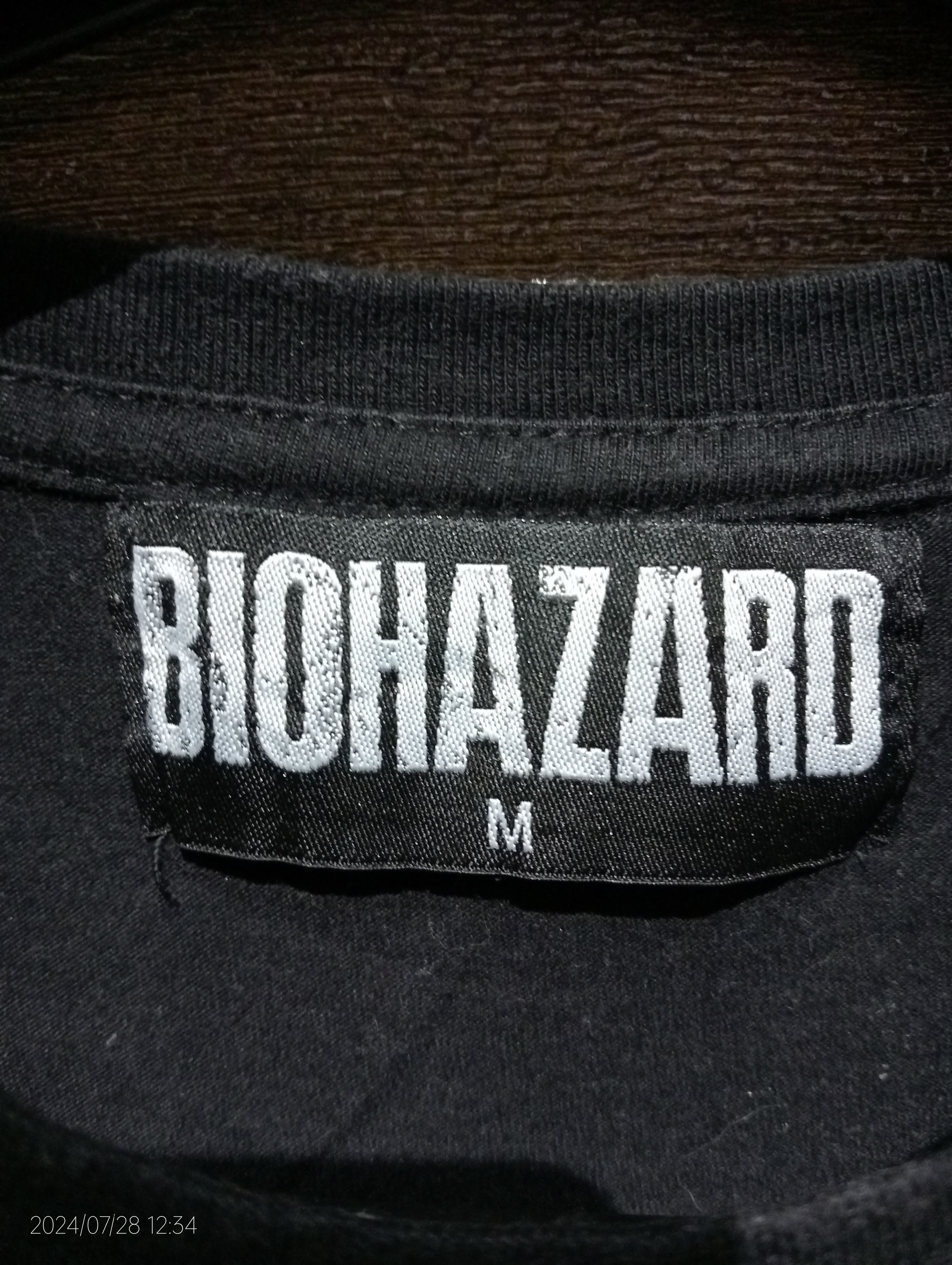 Playstation Capcom Resident Evil : Biohazard Spellout 3Q Sleeve Tshirt Size US S / EU 44-46 / 1 - 2 Thumbnail