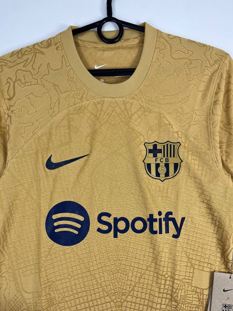 Nike Nike FC Barcelona 2022/23 Away Gold Jersey Men’s Size XS Size US XS / EU 42 / 0 - 2 Thumbnail