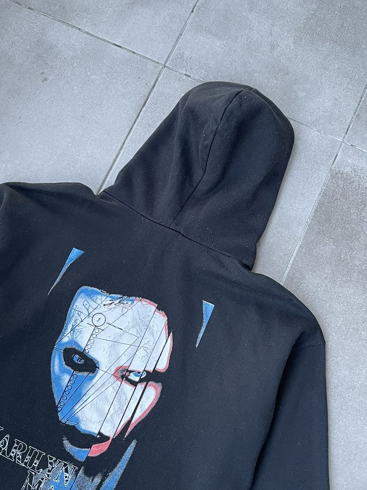 Band Tees × Marilyn Manson × Vintage Vintage Marilyn Manson Back Logo Printed Black Hoodie Size US M / EU 48-50 / 2 - 9 Thumbnail