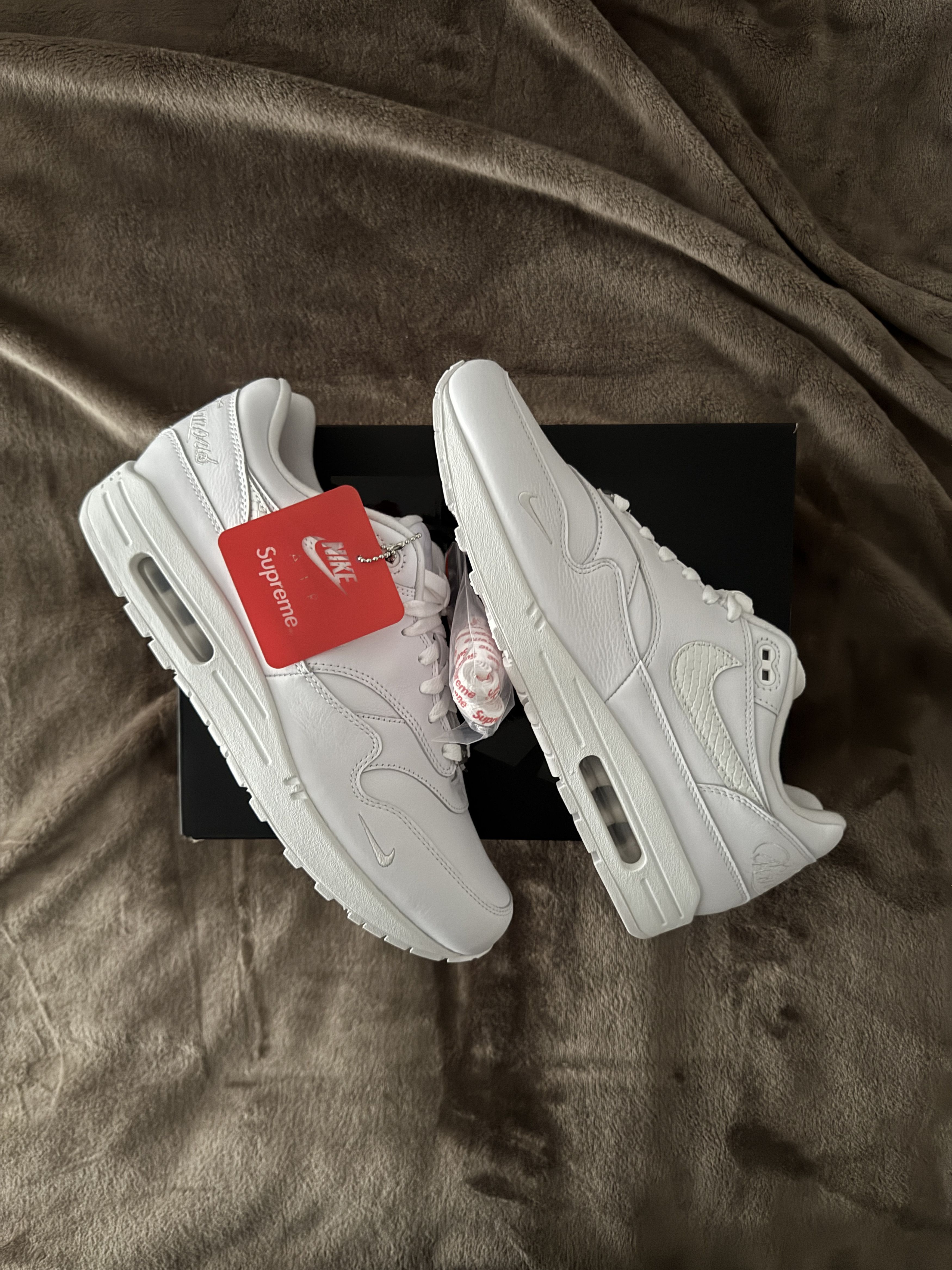 Nike × Supreme Supreme x Nike Air Max 1 87' SP White Size