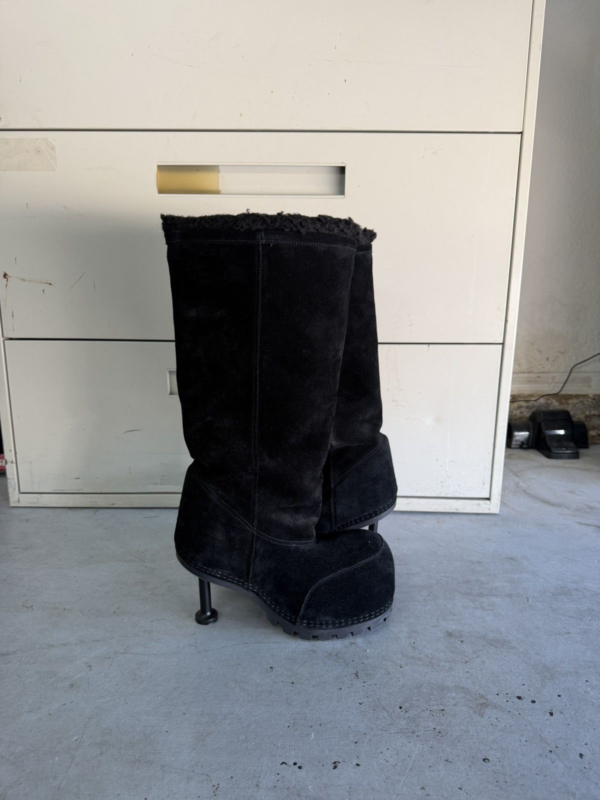Balenciaga Balenciaga Alaska Boot Heel Size US 6 / IT 36 - 1 Thumbnail