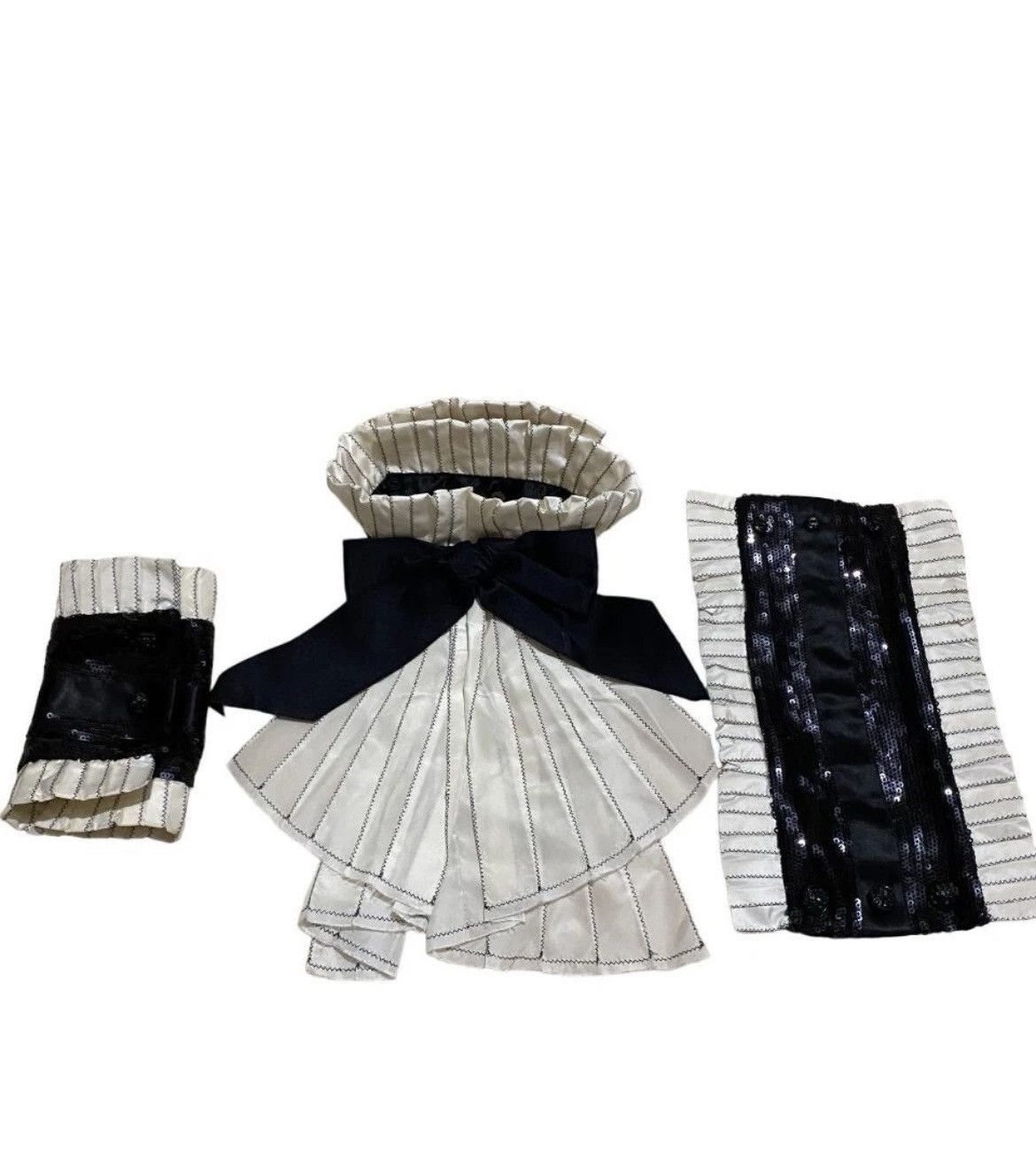 Chanel chanеl cuffs for clothes Size ONE SIZE - 2 Thumbnail