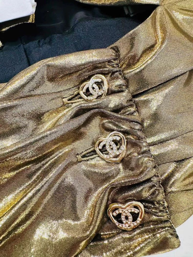 Chanel Chanel 24C gold shiny elastic v-neck bow road Yao vest Size XS / US 0-2 / IT 36-38 - 3 Thumbnail