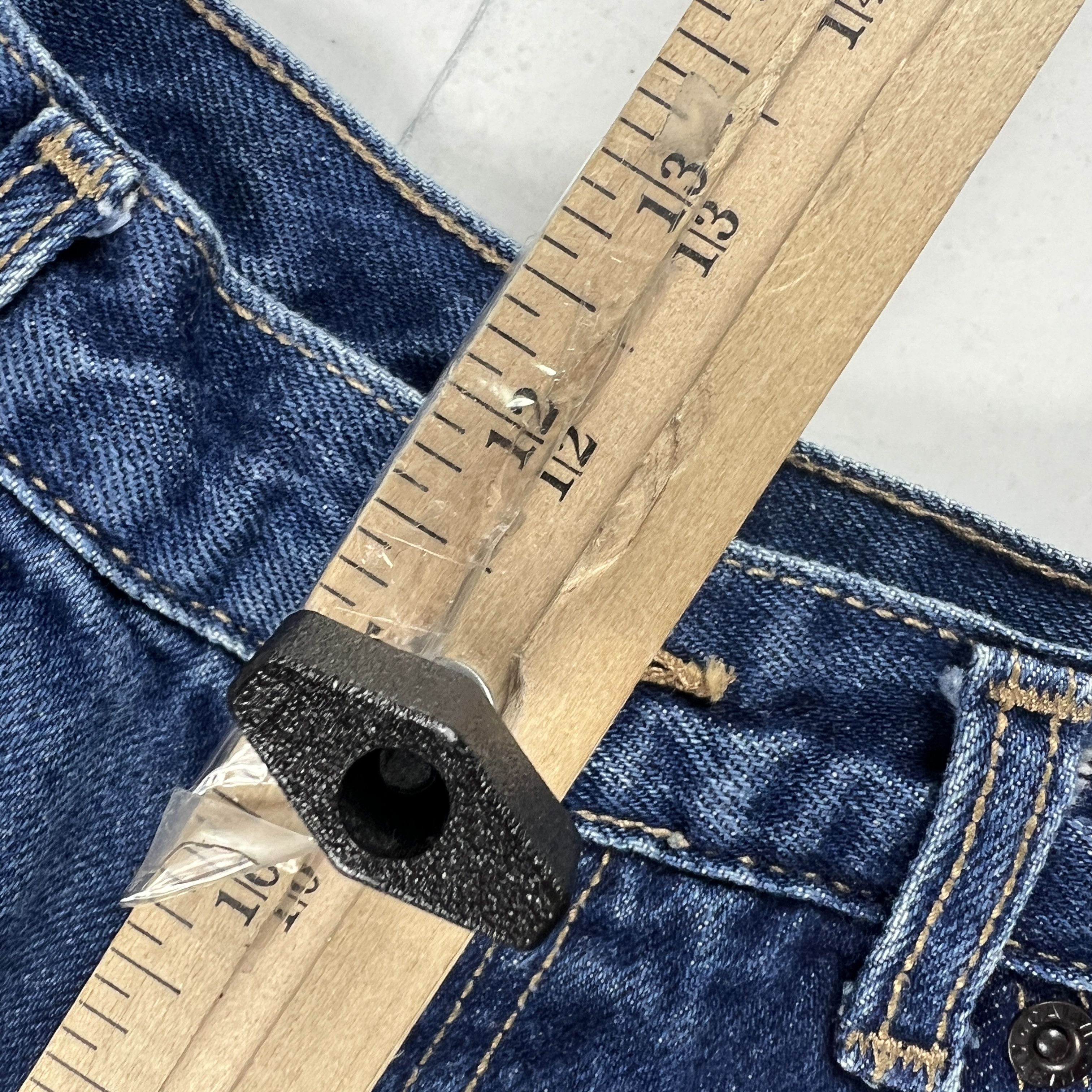 Calvin Klein VTG 80s Calvin Klein Jeans High Rise Straight Blue Denim Size 28" / US 6 / IT 42 - 24 Thumbnail