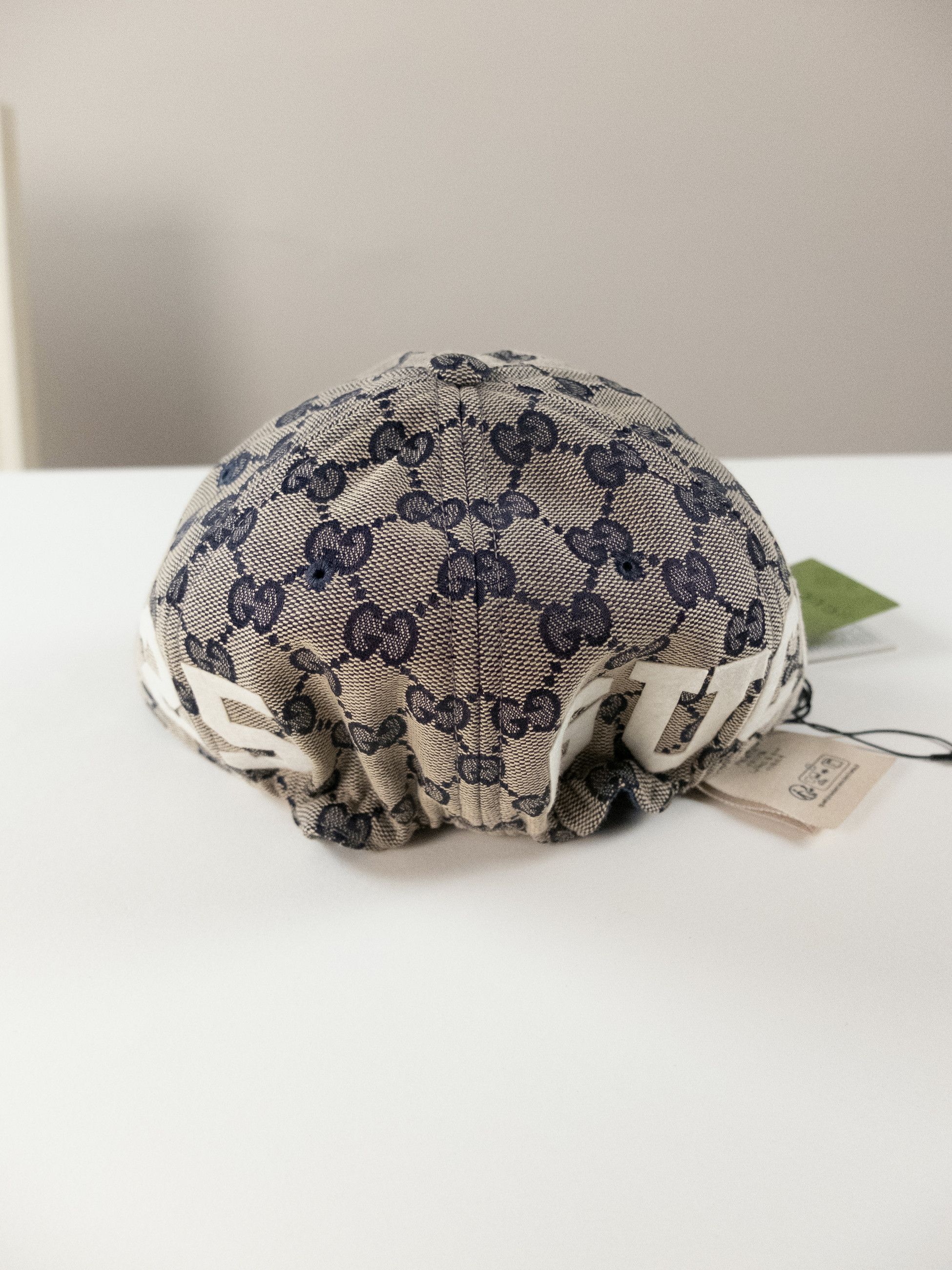 Gucci GUCCI gray GG Web logo canvas baseball cap Medium NWT Size ONE SIZE - 6 Thumbnail