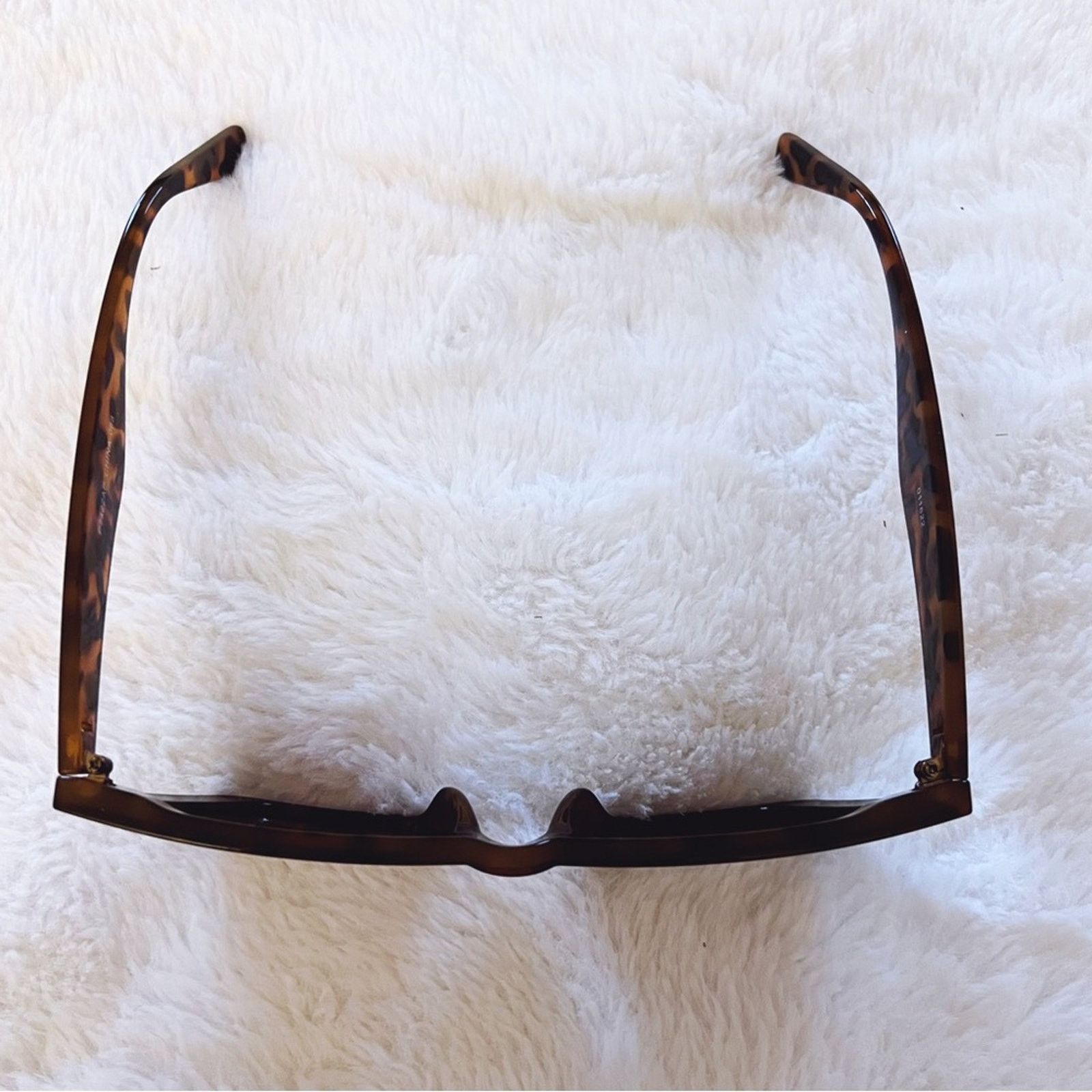 Other Lucy Tortoise Brown Sleek Square Frame Sunglasses Size ONE SIZE - 5 Thumbnail