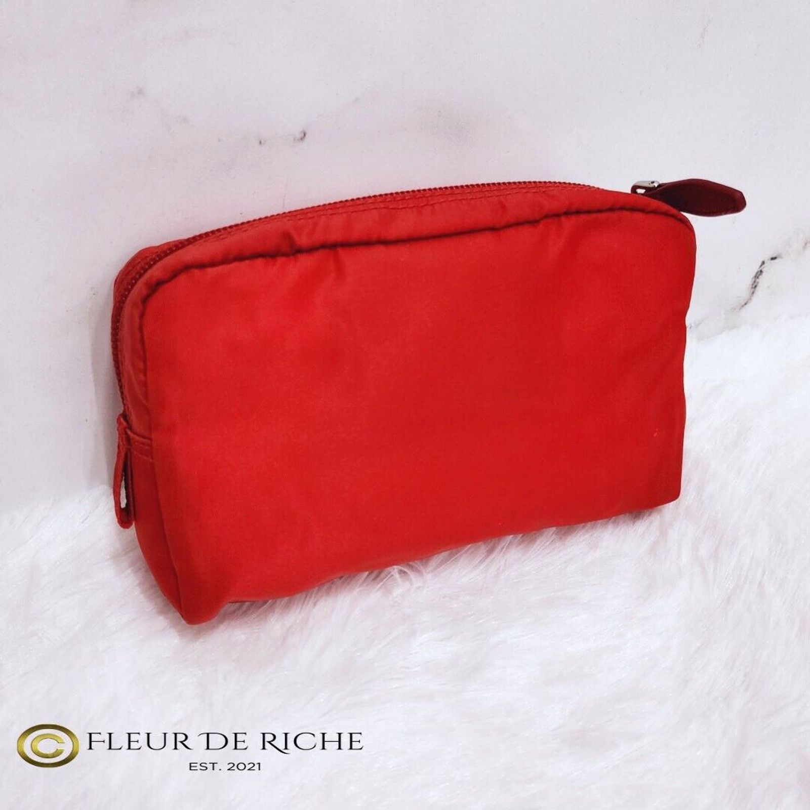 Prada Prada Necessaire Nylon Vela Tessuto Cosmetic Pouch Red Size ONE SIZE - 5 Thumbnail