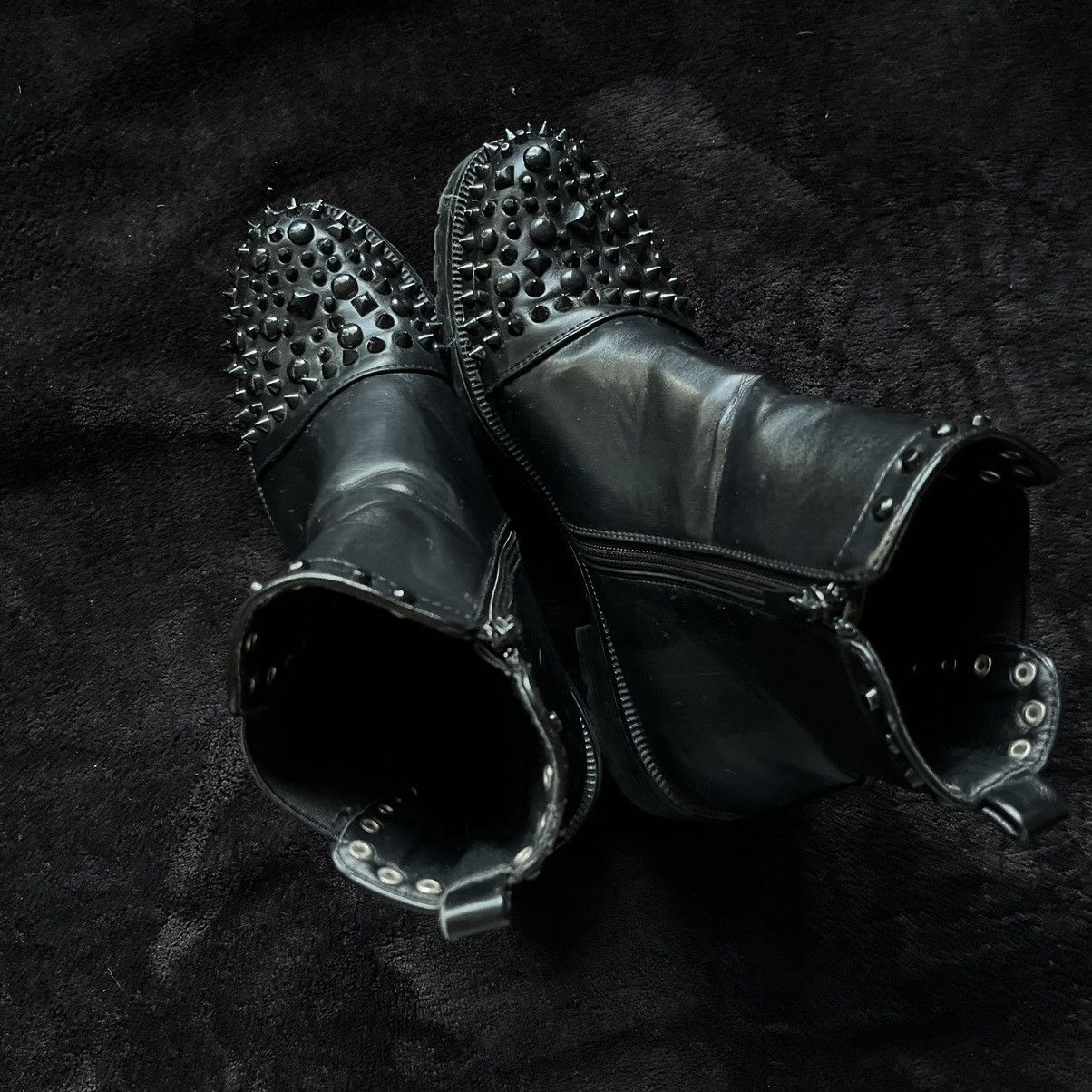 Other Black Studded Zip-Up Ankle Boots - Goth/Punk Biker Style Size US 6.5 / EU 39-40 - 1 Thumbnail