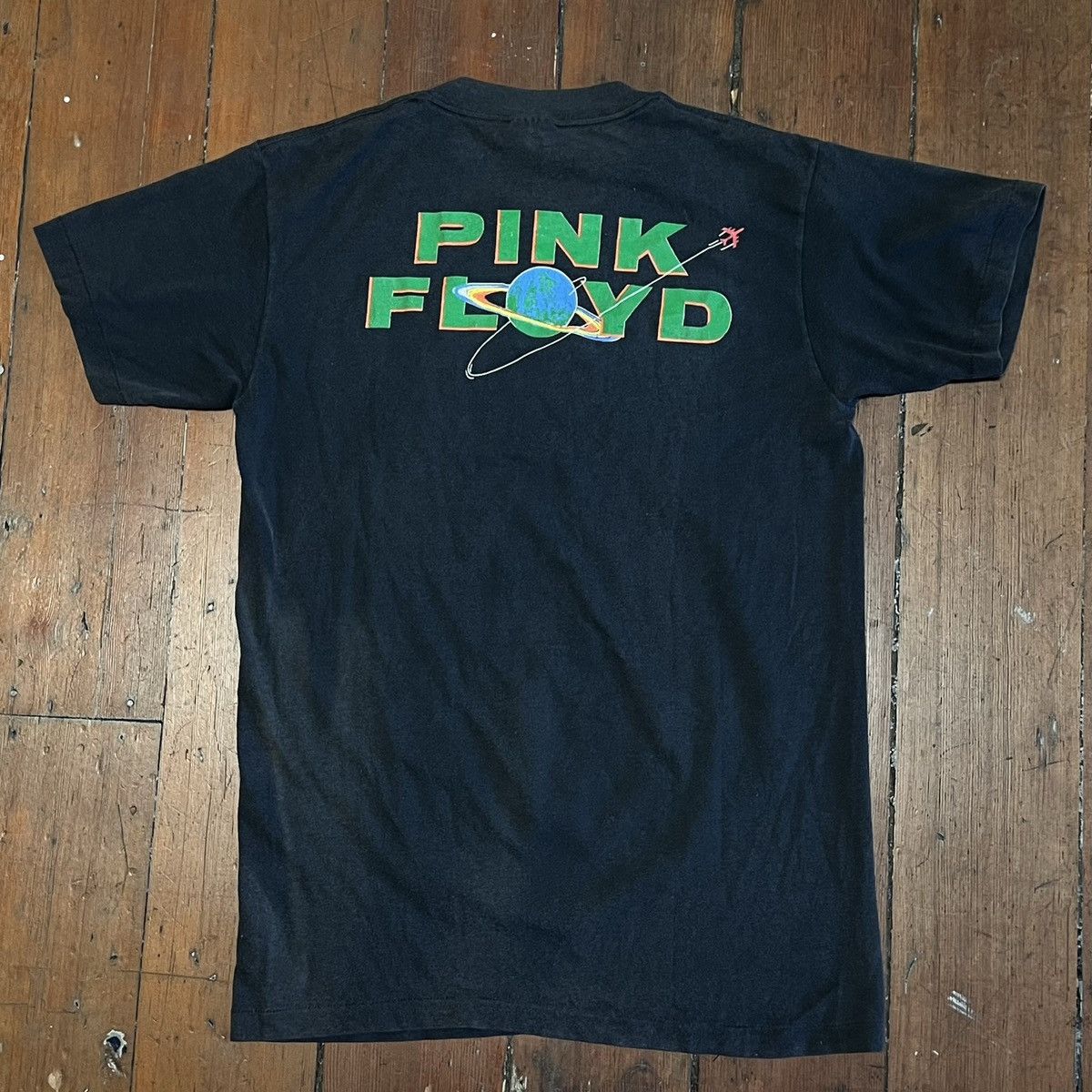 Vintage 1987 pink floyd tour tee Size US S / EU 44-46 / 1 - 4 Thumbnail