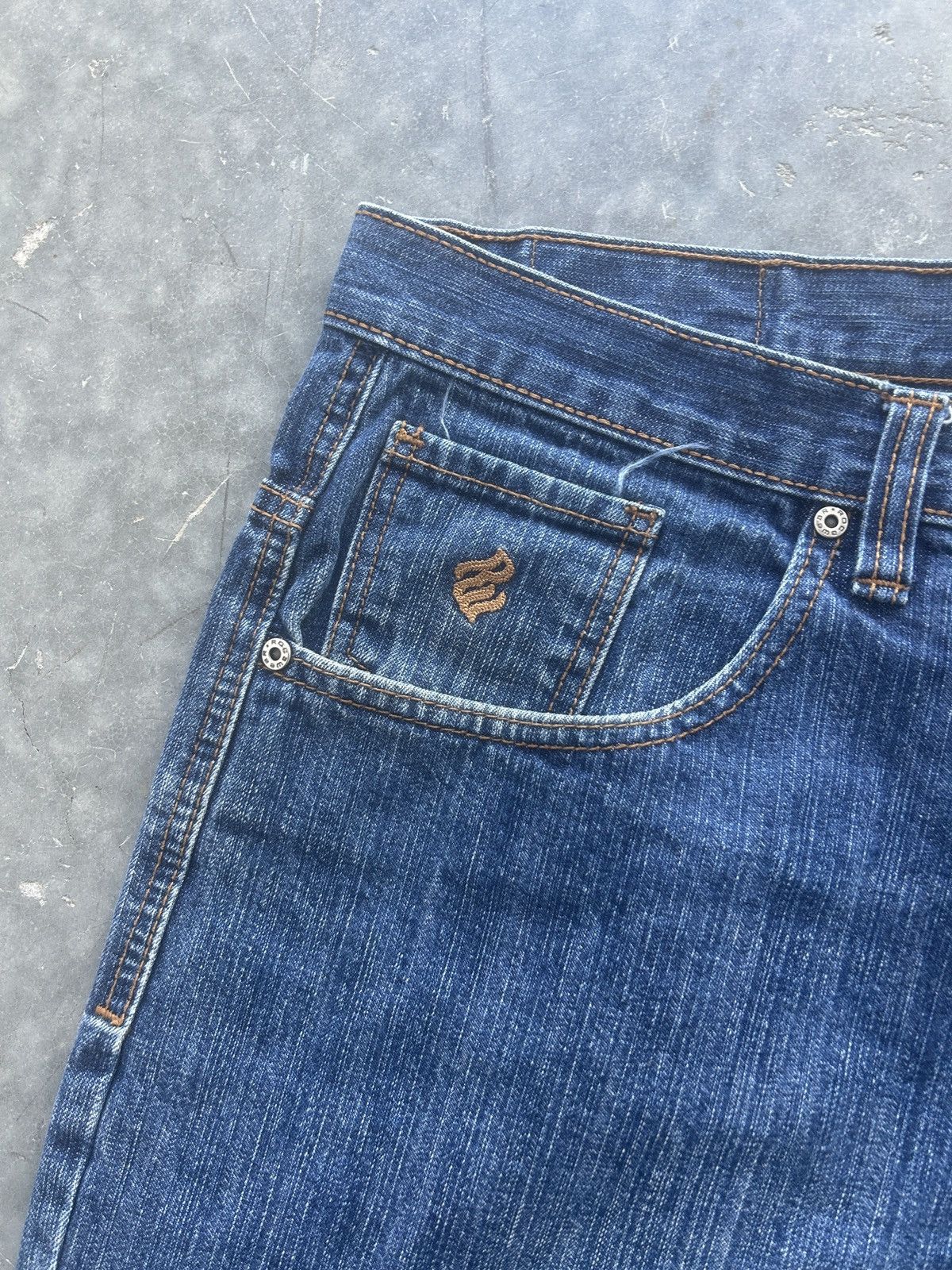 Rocawear × Vintage Vintage Y2K Rocawear Baggy Jean Shorts Size US 40 / EU 56 - 5 Thumbnail