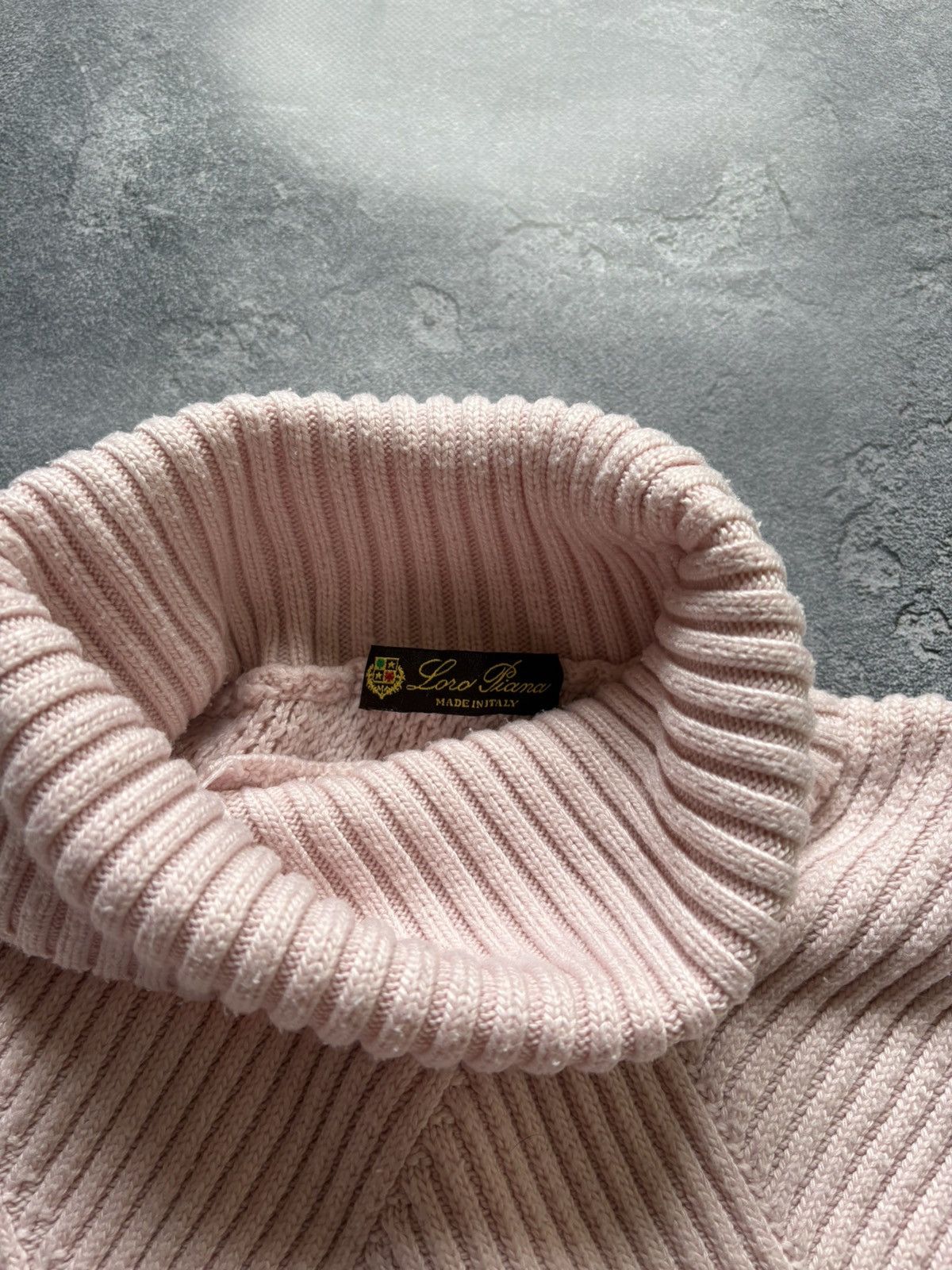 Loro Piana Vintage Loro Piana Luxury Pink Wool Knit Turtleneck Sweater Size S / US 4 / IT 40 - 8 Thumbnail