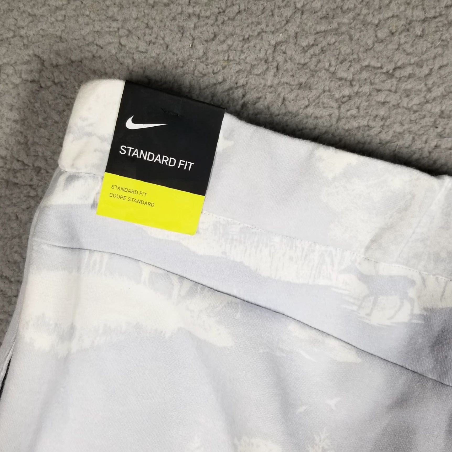 Nike Nike Women's Cropped Tapered Pants M White UV Golf Activewear Casual Sports Size 32" / US 10 / IT 46 - 7 Thumbnail