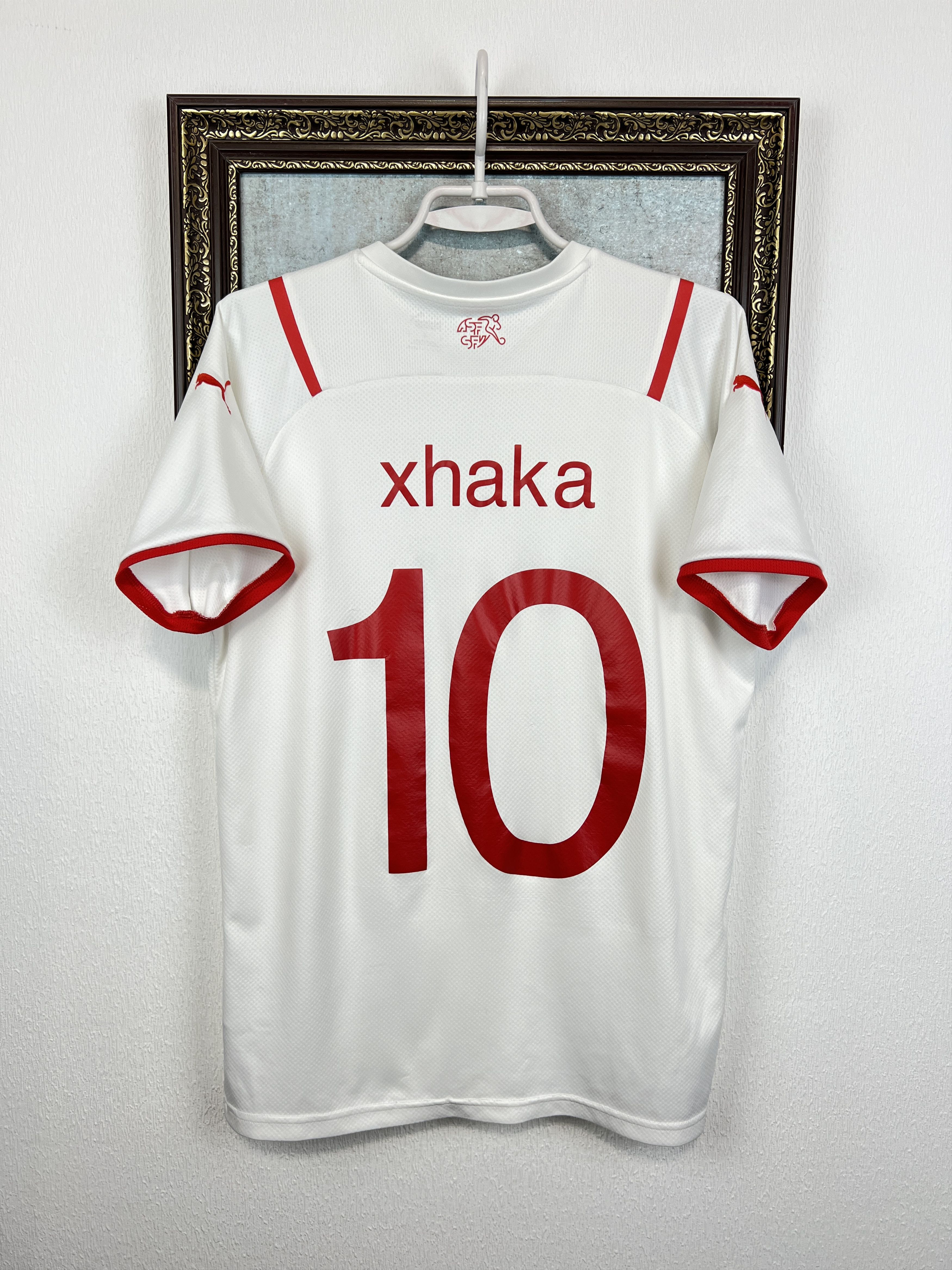 Puma Switzerland Football Shirt Soccer Jersey #10 Xhaka Trikot Size US M / EU 48-50 / 2 - 9 Thumbnail