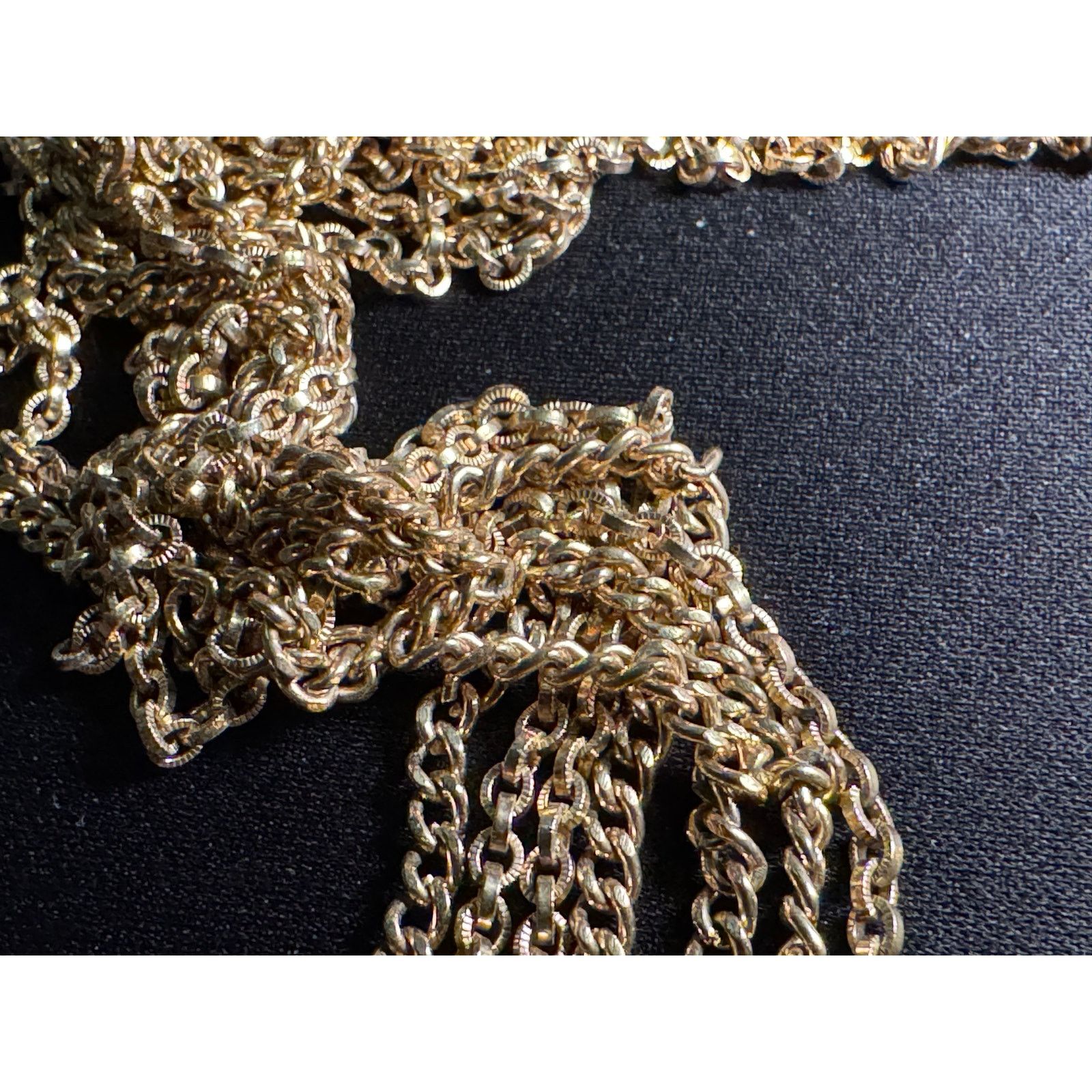 Other Vintage Crown Trifari 7 Strand Gold Tone Graduating Necklace Size ONE SIZE - 4 Thumbnail