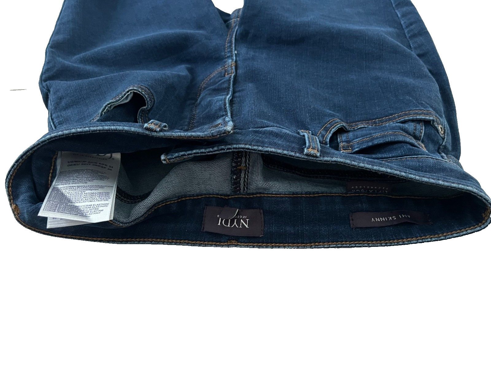 NYDJ NYDJ Ami Denim Quinn Jeans in Rinse Blue ( 2 ) Size 26" / US 2 / IT 38 - 2 Thumbnail