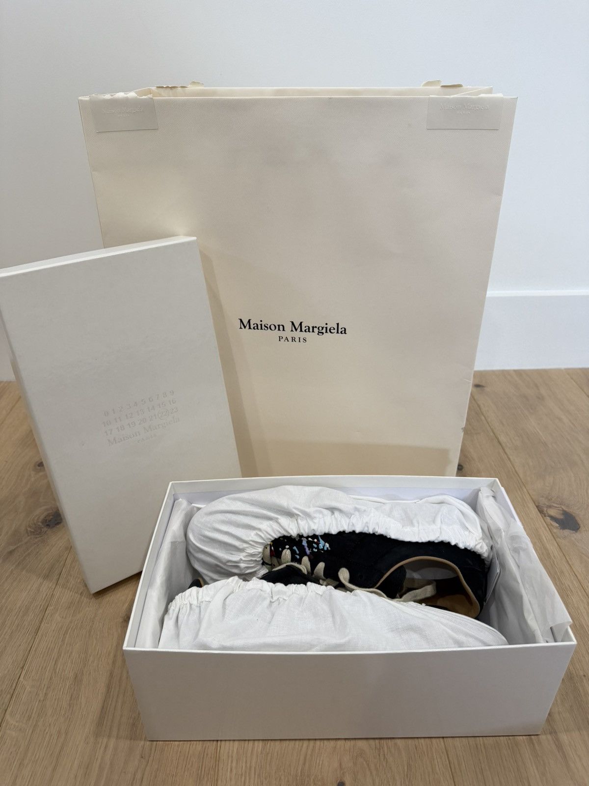 Maison Margiela Maison Margiela GAT Replica Black Paint Splatter Size US 9 / EU 42 - 8 Thumbnail