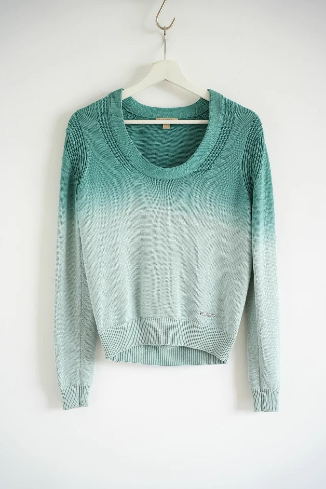 Burberry Burberry Gradient Silk Blend Sweater T-shirt K4 Size US S / EU 44-46 / 1 - 1 Thumbnail