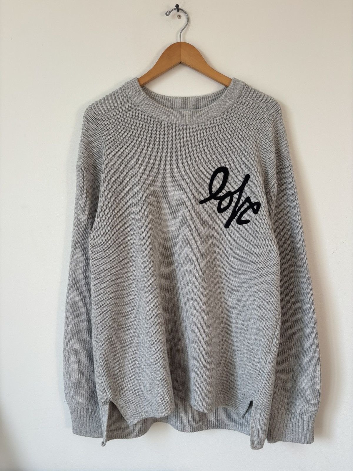 Other Comodo Korea Love Oversized Knit Sweater 105 Large Grey Size US L / EU 52-54 / 3 - 1 Thumbnail