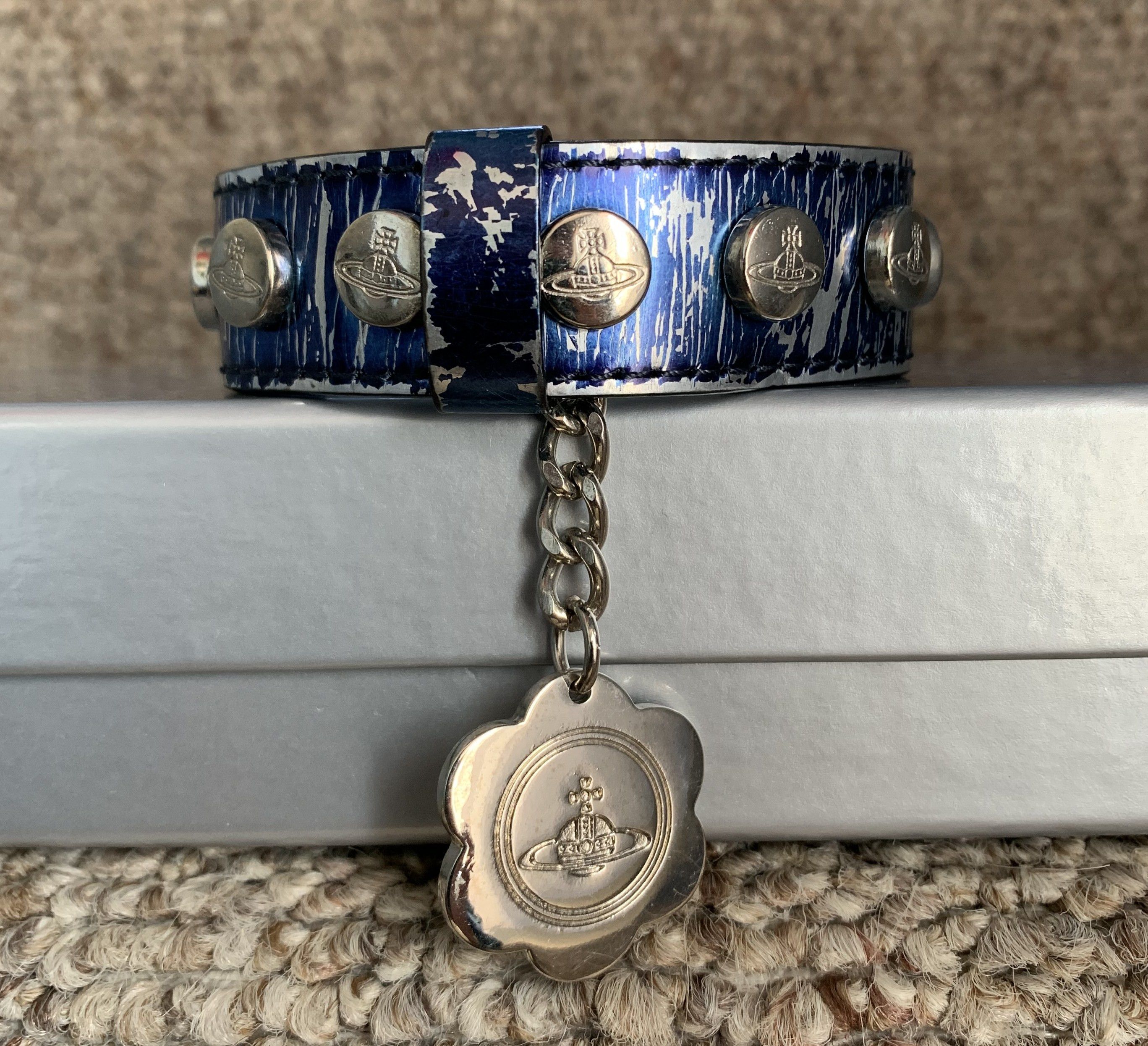 Vivienne Westwood S/S 2003 Vivenne Westwood Studded Leather Orb Bracelet Size ONE SIZE - 3 Thumbnail