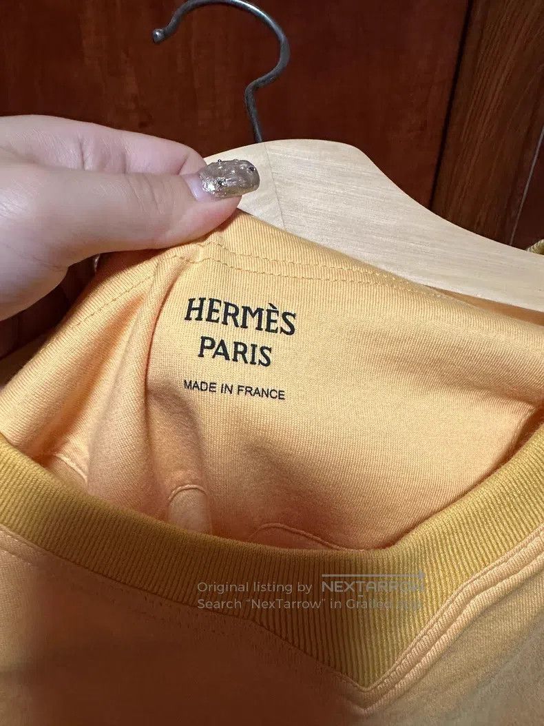 Hermes Hermes Yellow Badge Short Sleeve Size S / US 4 / IT 40 - 2 Thumbnail