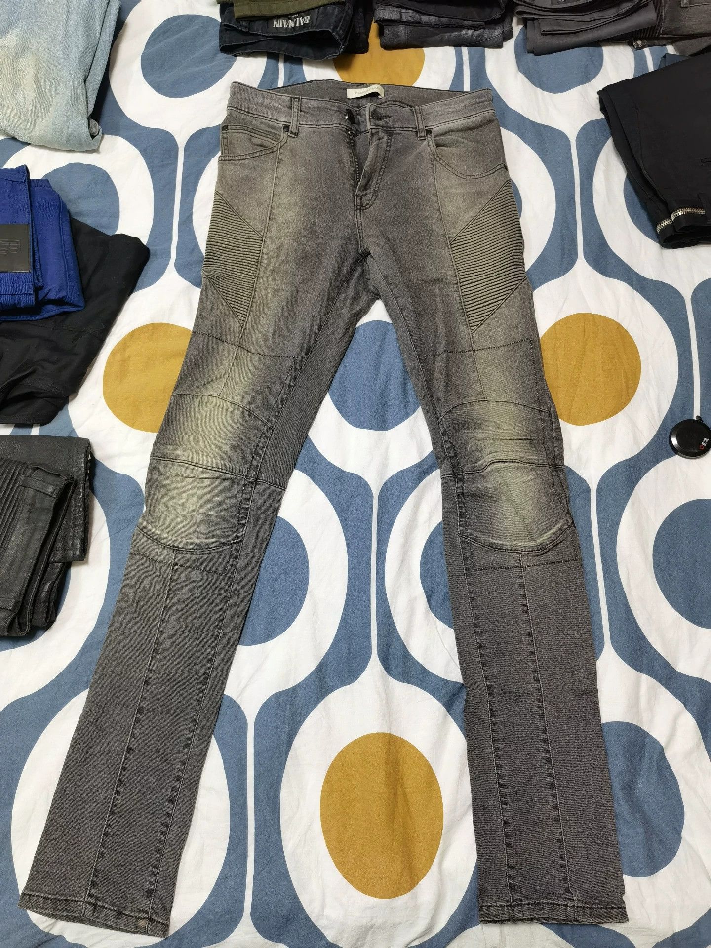 Pierre Balmain Pierre Balmain Classic Gray Biker Jeans Size US 30 / EU 46 - 1 Thumbnail