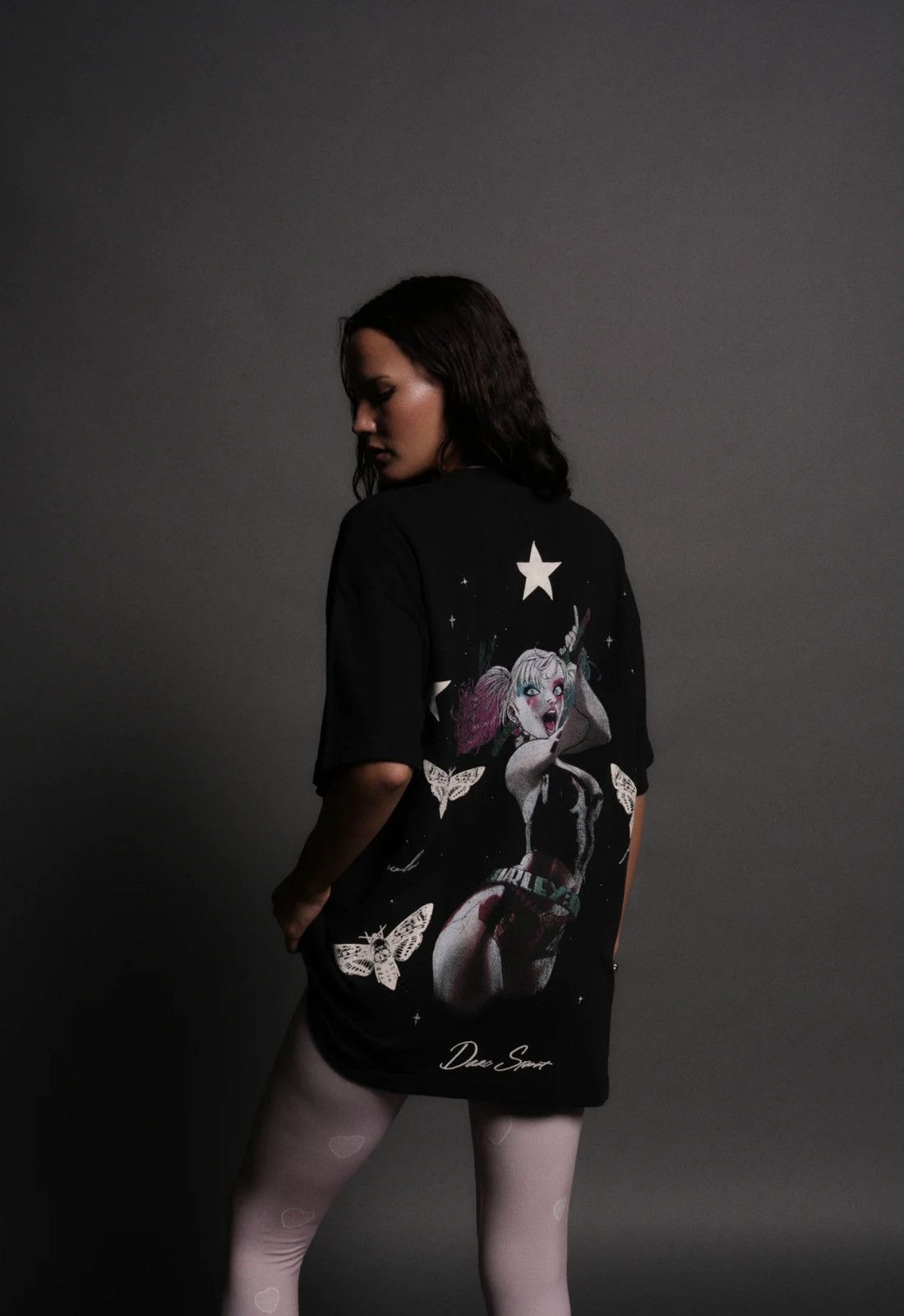 Darc Sport SHE'S A STAR UNISEX "PREMIUM" OVERSIZED TEE IN BLACK Size US XL / EU 56 / 4 - 8 Thumbnail