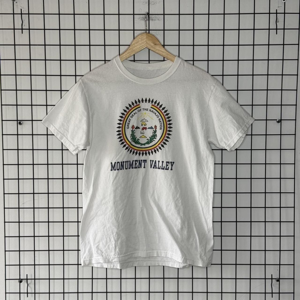 Vintage Monument Valley Vintage T shirt Spellout 90s Size US M / EU 48-50 / 2 - 1 Thumbnail