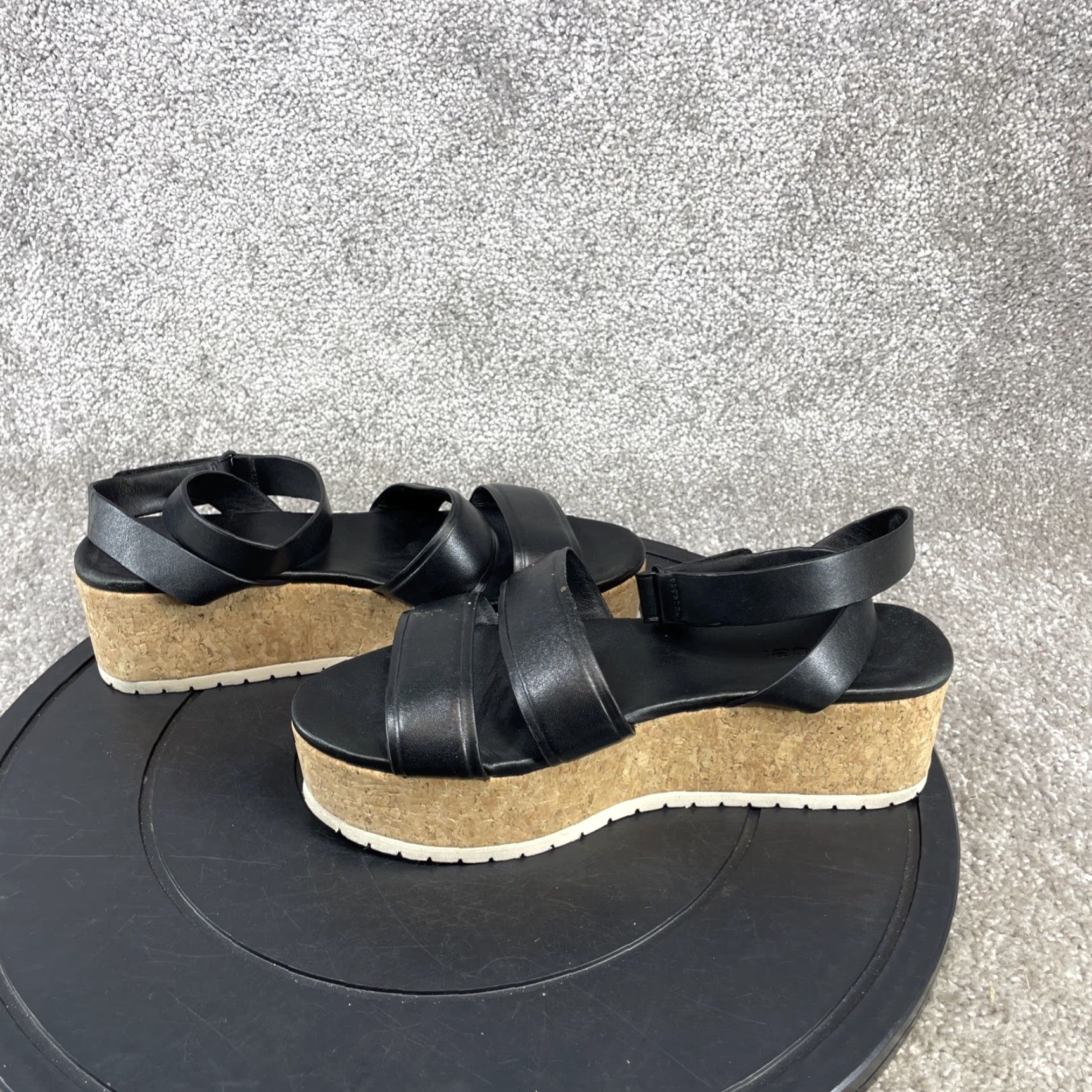 Vince Vince Jet Black Leather Wedge Sandals Women 7.5 M Cork Platform Ankle Strap Size US 8 / IT 38 - 7 Thumbnail