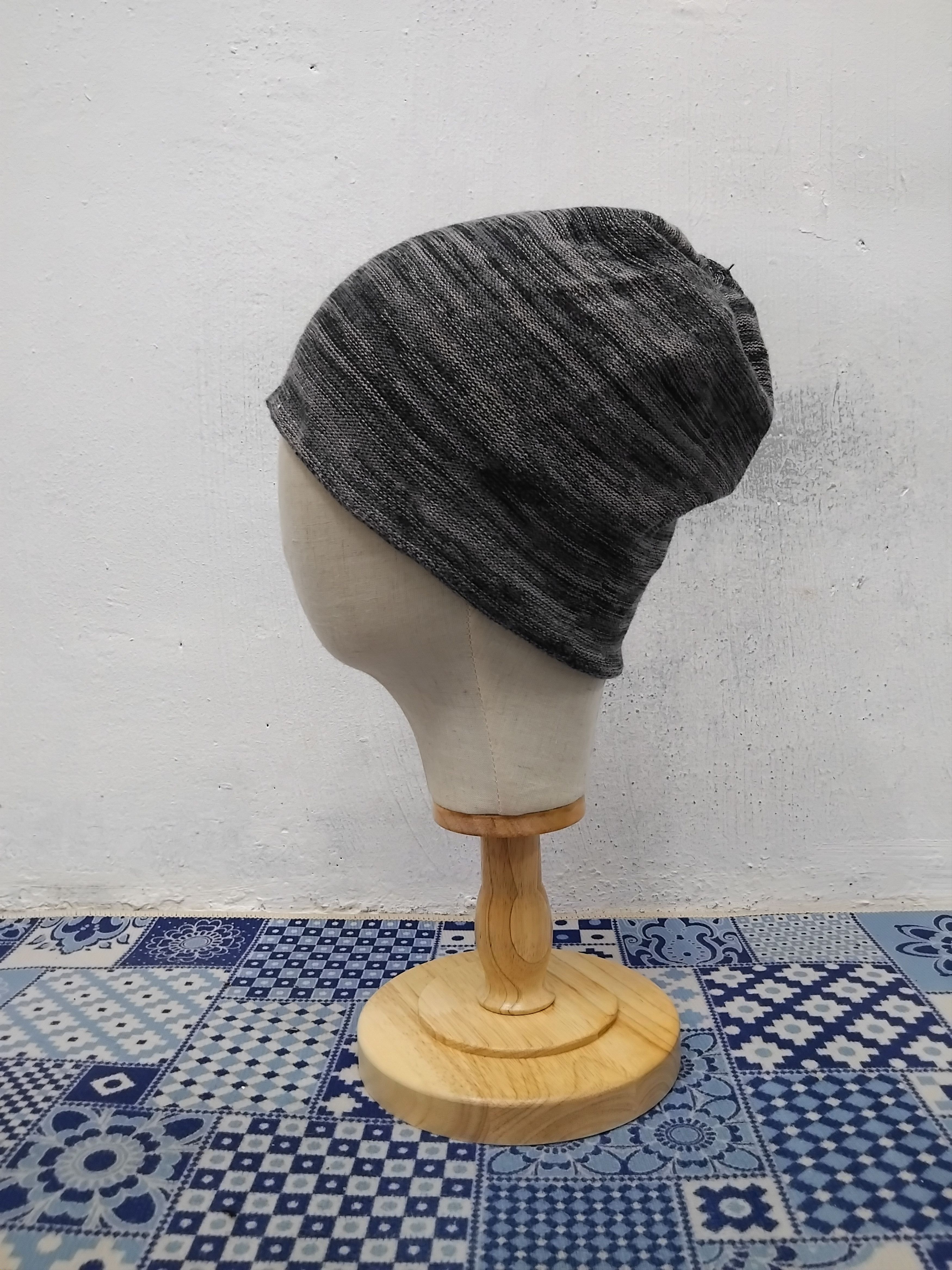 Japanese Brand Unbranded stripe grey colour beanie hat Size ONE SIZE - 4 Thumbnail