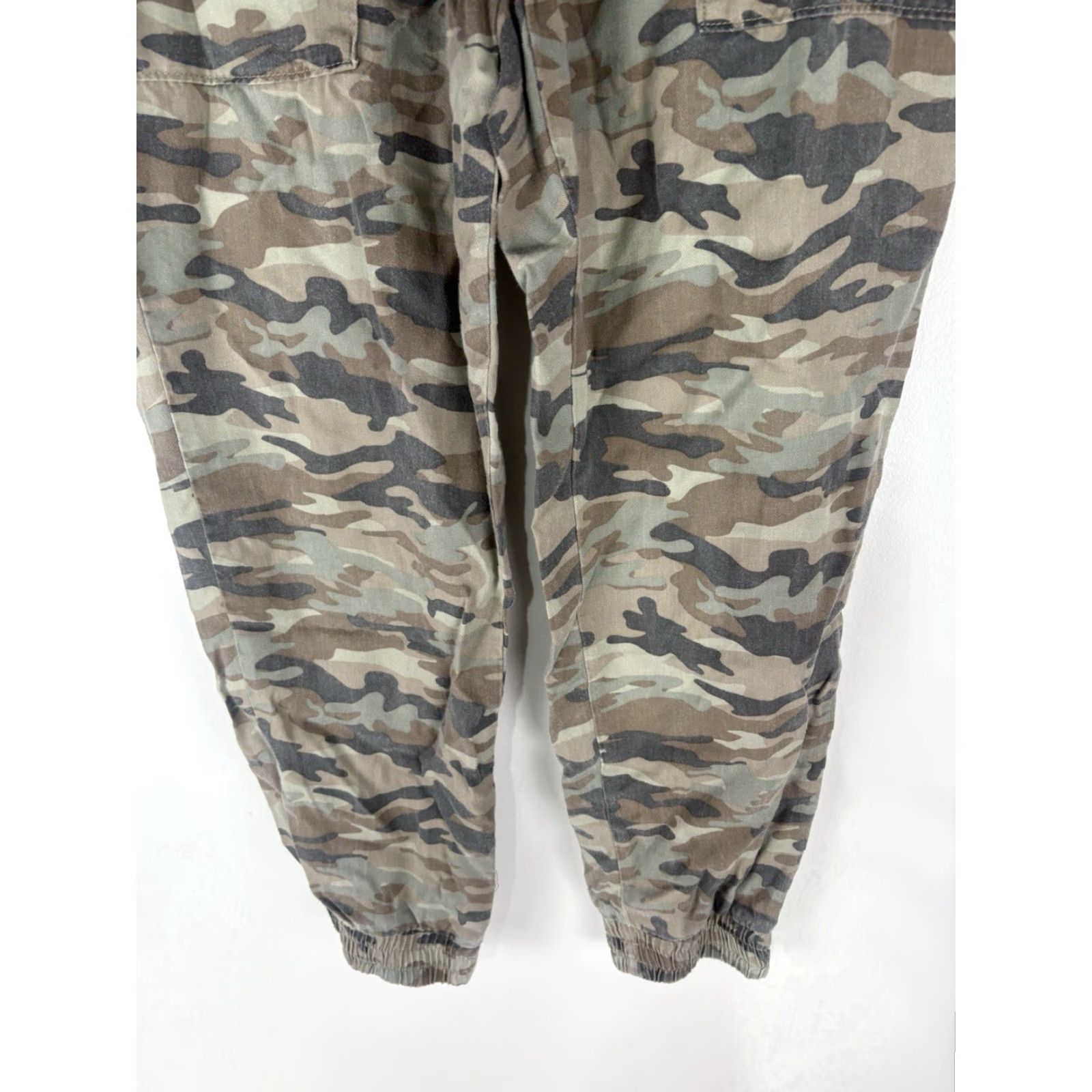 Gap Vintage Gap Camouflage Joggers Women’s Size M Twill Drawstring Waist Tapered Leg Casual Pants Size 32" / US 10 / IT 46 - 3 Thumbnail
