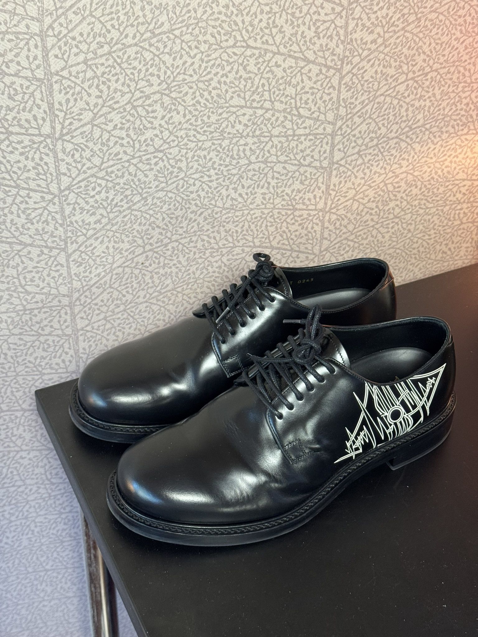 LOUIS VUITTON VOLTAIRE DERBY BLACK UK 8 / US 9