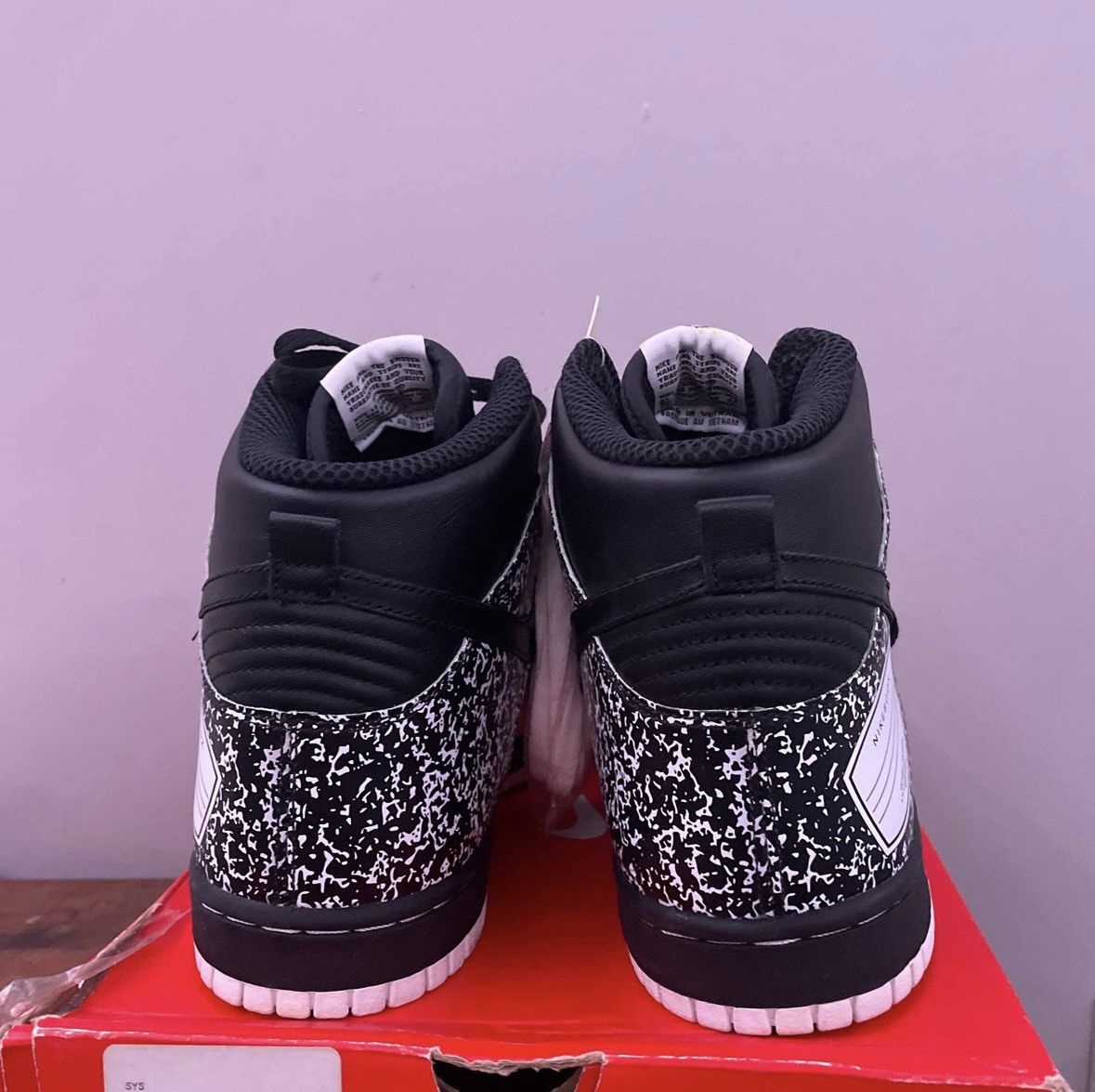 Nike Nike Dunk “Nikebook” Size US 11 / EU 44 - 4 Thumbnail