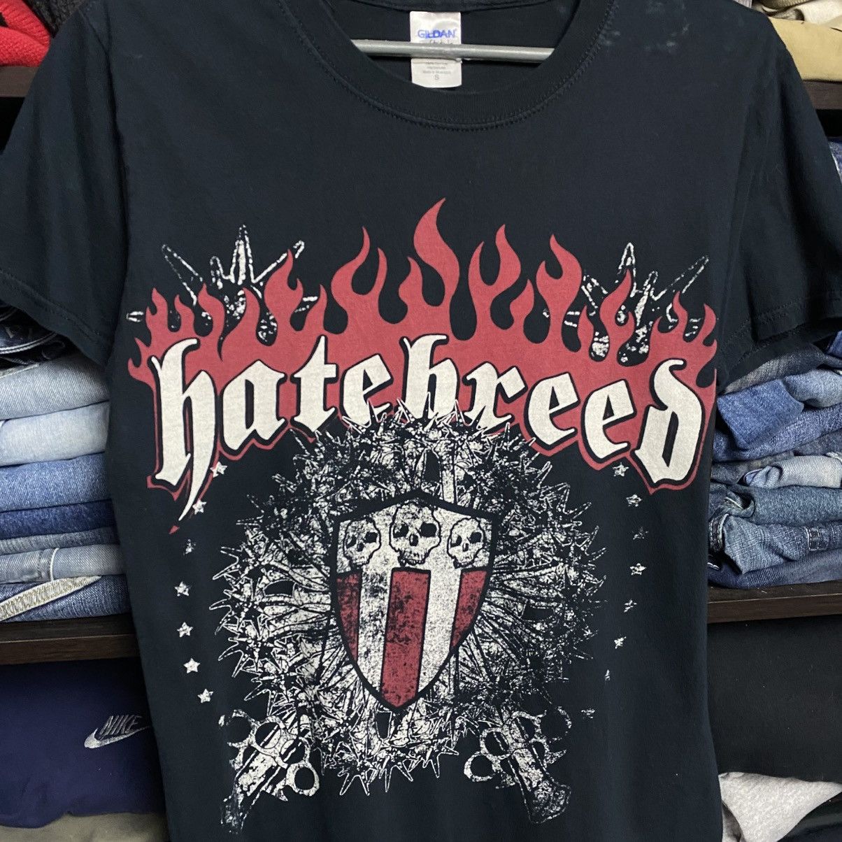 Band Tees Vintage HateBreed Big Graphic Logo 2000’s band tee size S Size US S / EU 44-46 / 1 - 2 Thumbnail