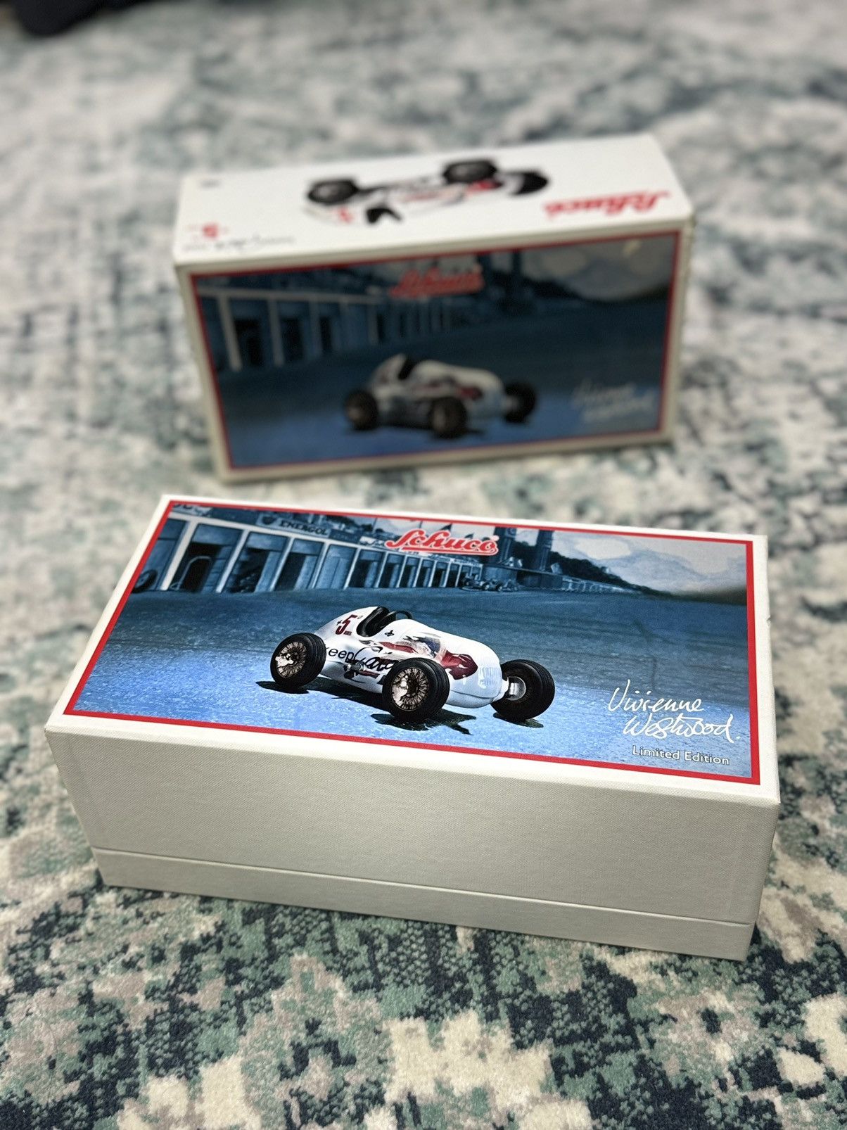 Vivienne Westwood VTG 2012 LIMITED VIVIENNE WESTWOOD x SCHUCO DIECAST MODEL Size ONE SIZE - 9 Thumbnail