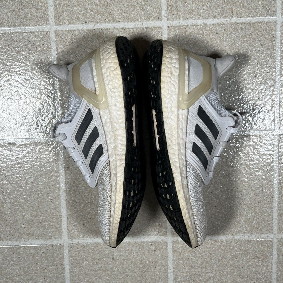Adidas Adidas Ultraboost 20 EE4394 Grey Running Shoes Sneakers Size US 7 / IT 37 - 6 Thumbnail