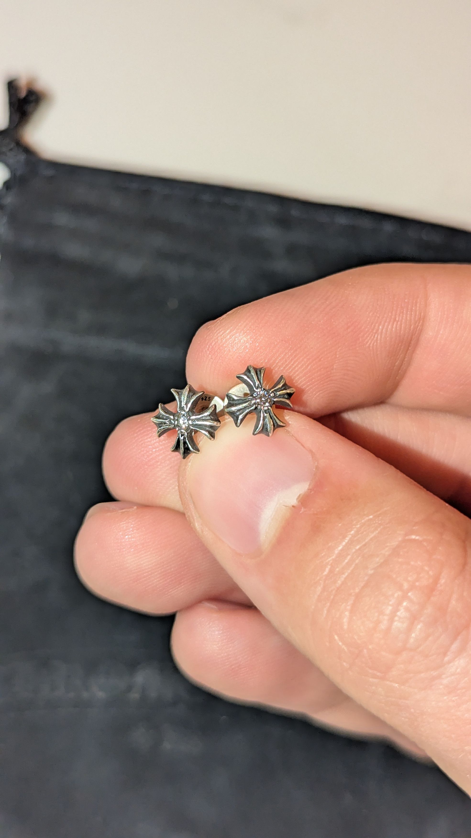 Chrome Hearts Chrome Hearts Plus stud diamond earrings Size ONE SIZE - 9 Thumbnail
