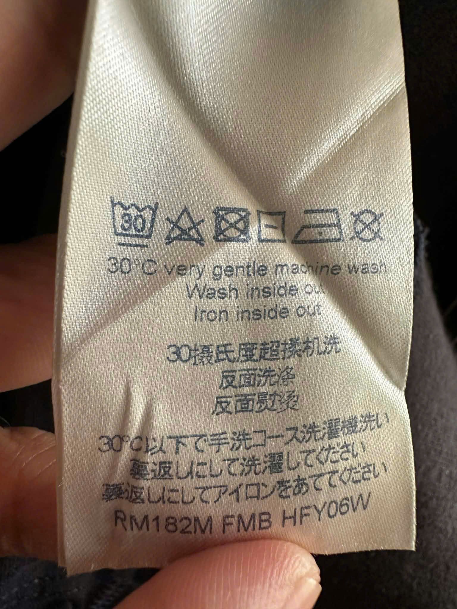 Louis Vuitton T SHIRT LOUIS VUITTON Size US L / EU 52-54 / 3 - 6 Thumbnail