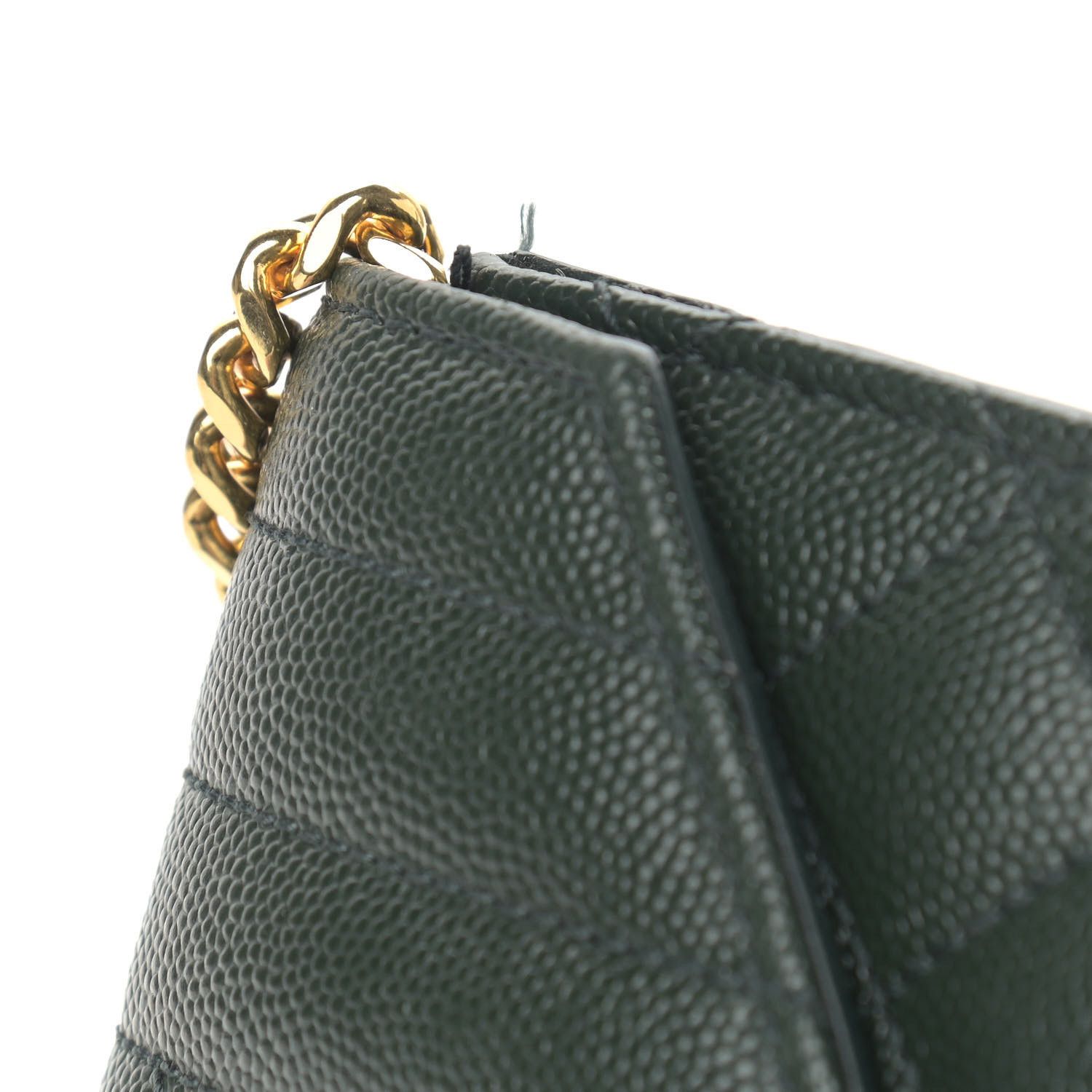 Saint Laurent Paris o1b1hav110724 Size: OS / Envelope Medium Bag in Dark Green Size ONE SIZE - 11 Thumbnail