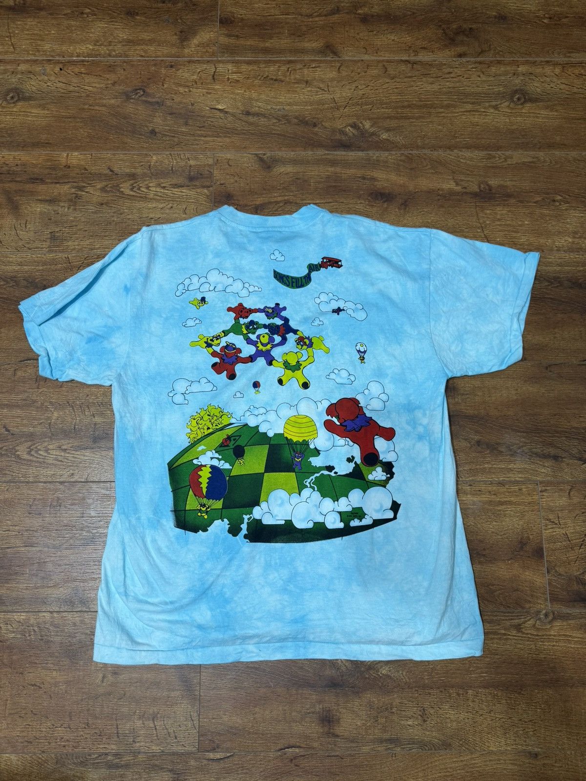 Liquid Blue Vintage Liquid blue parachuting bears in amazing condition Size US XL / EU 56 / 4 - 2 Thumbnail