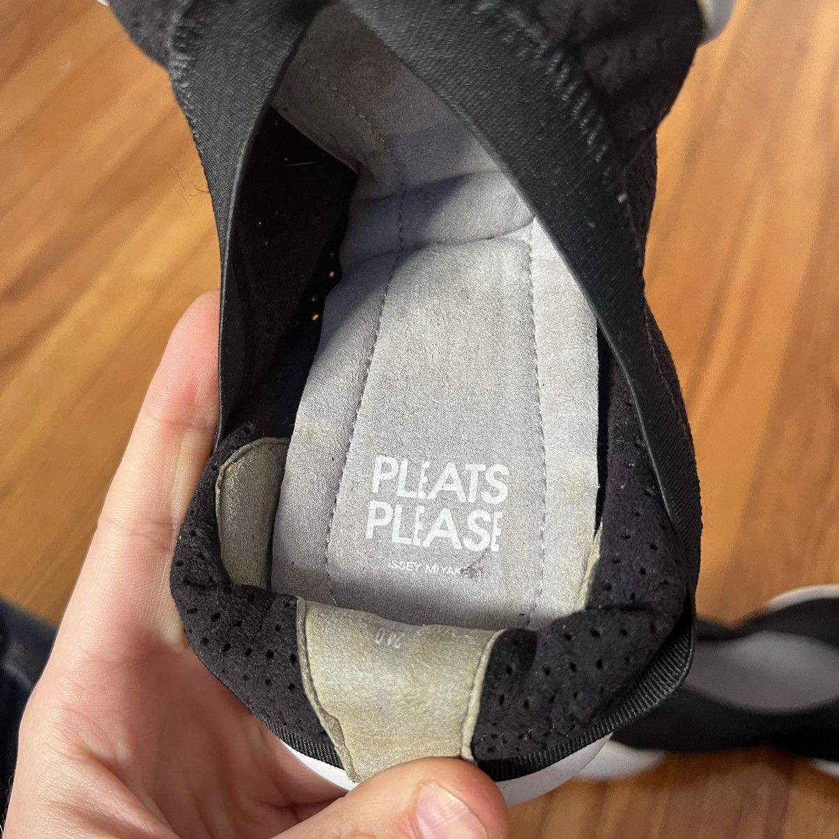 Issey Miyake × Pleats Please Issey Miyake Issey Miyake ballet flats Size US 8 / IT 38 - 6 Thumbnail