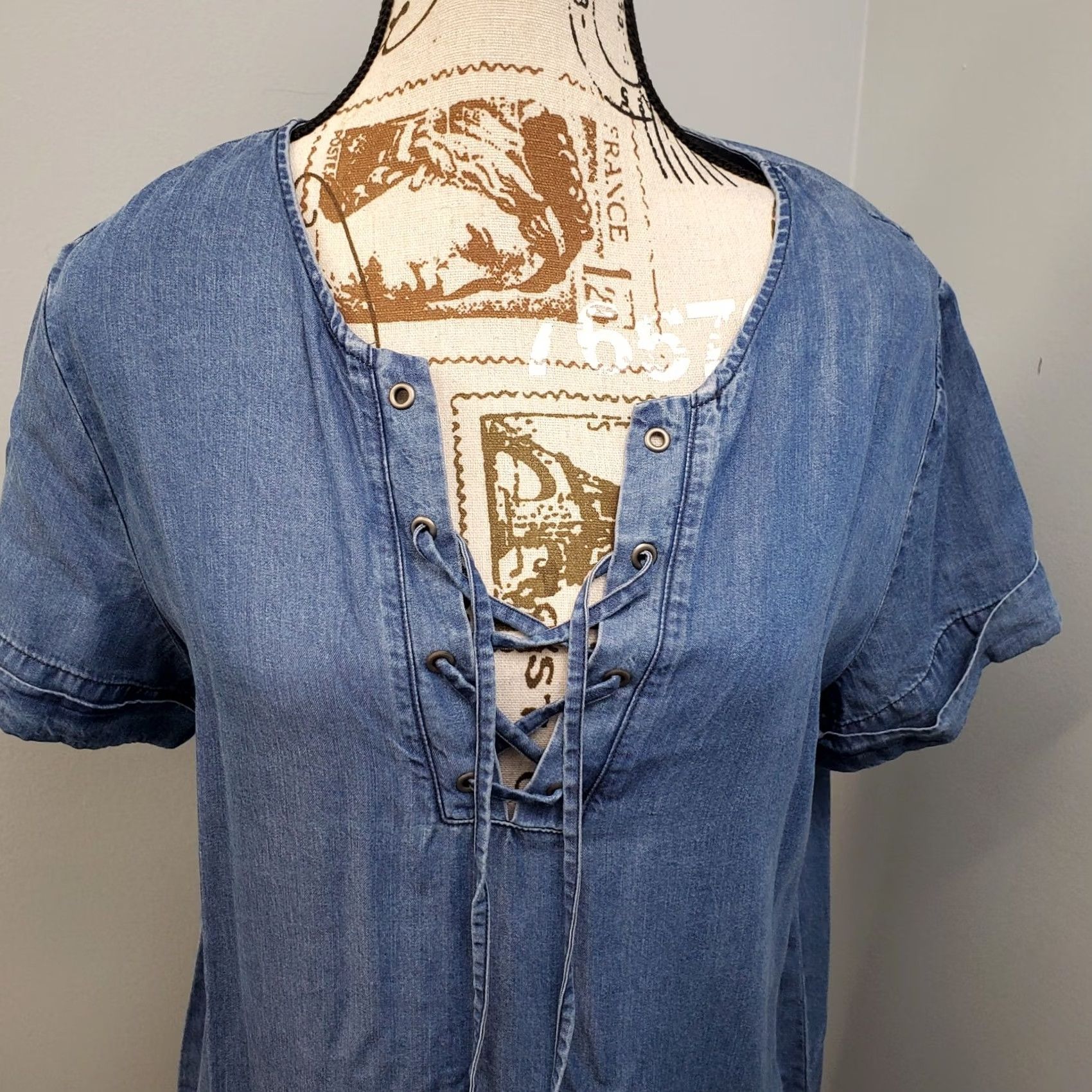Gap Gap Shift Dress Womens Small Blue Denim Cuffed Sleeve Round Neck Lace Up Front Size S Womens Jeans Dress Size S / US 4 / IT 40 - 5 Thumbnail