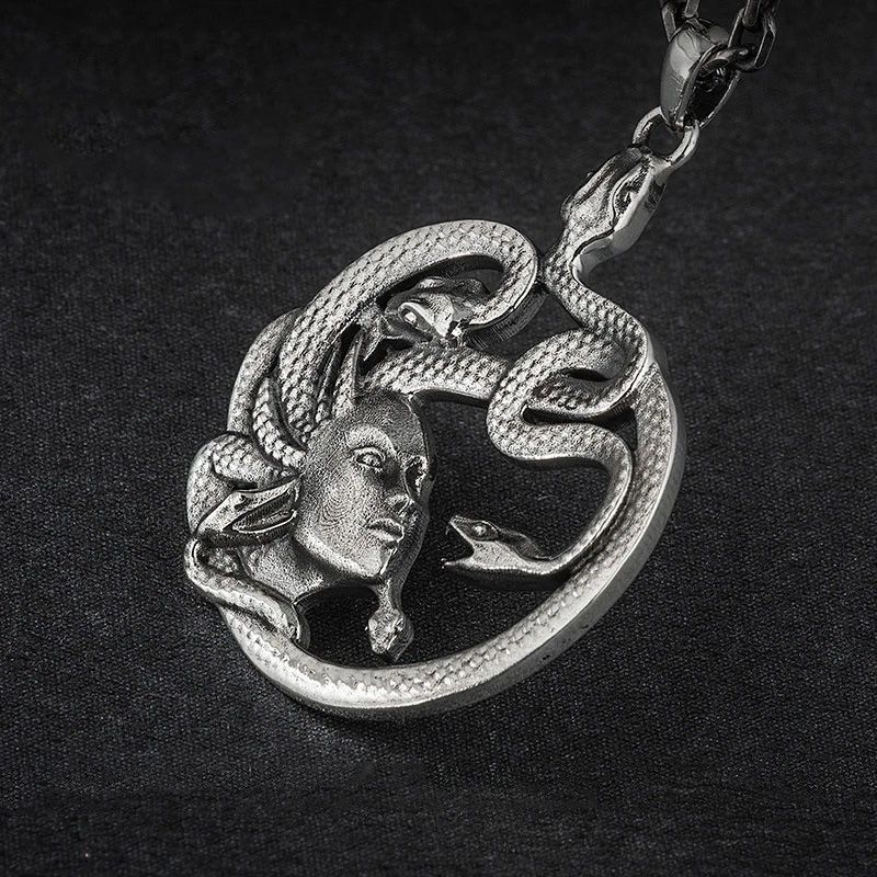 Jewelry × Vintage Snake Medusa High Quality Metal Pendant Necklace Size ONE SIZE - 2 Thumbnail