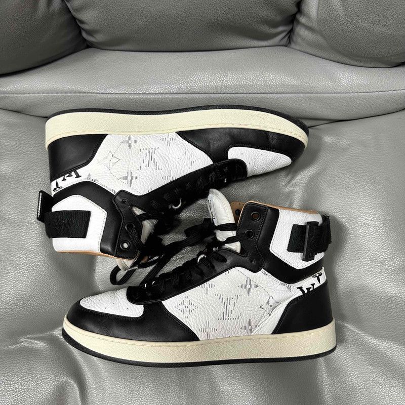 Louis Vuitton Louis Vuitton Rivoli Black Fashion Sneakers - Size US 7.5 / EU 40-41 - 7 Thumbnail