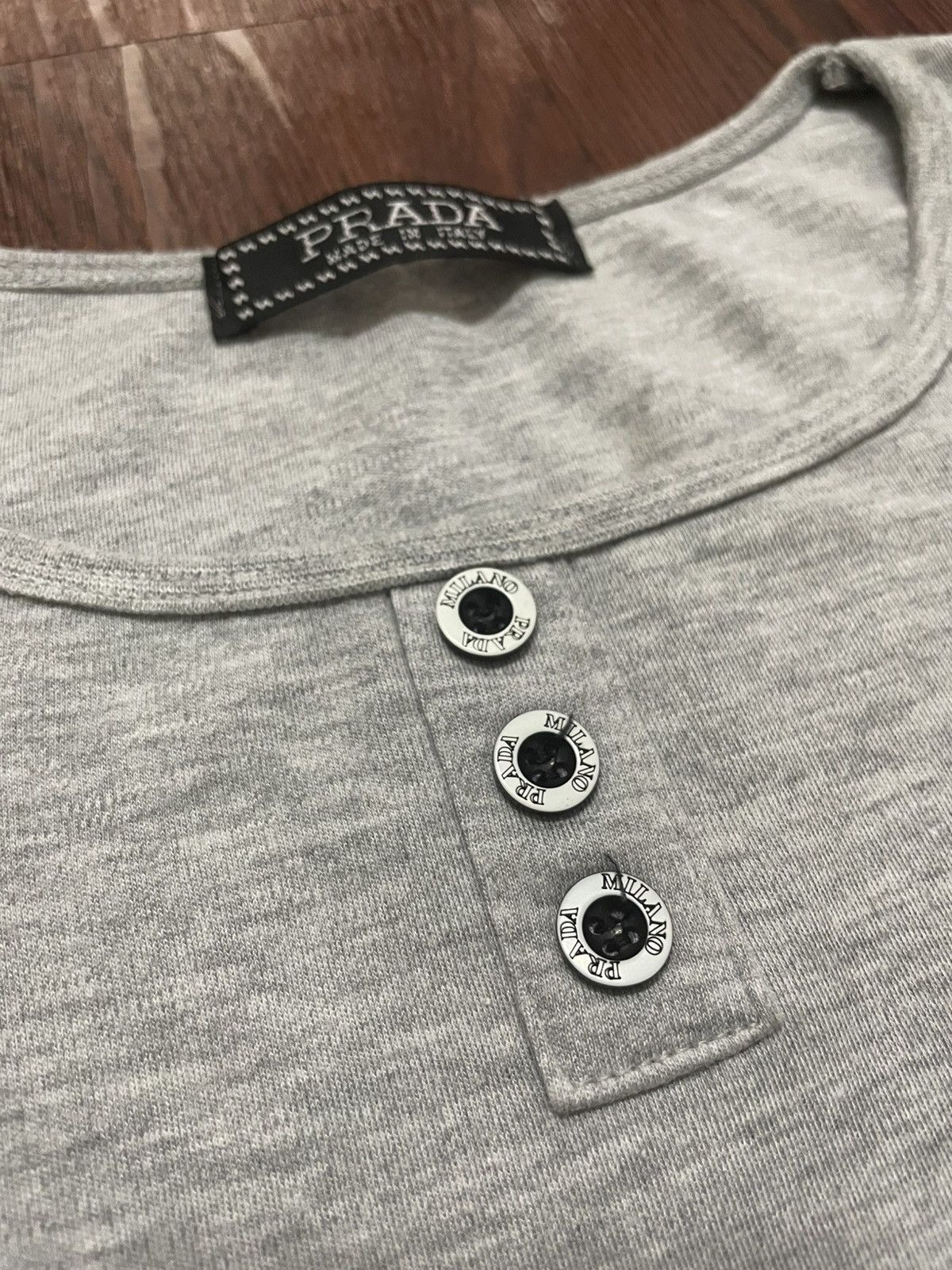 Prada Prada Tank Top Size S / US 4 / IT 40 - 2 Thumbnail