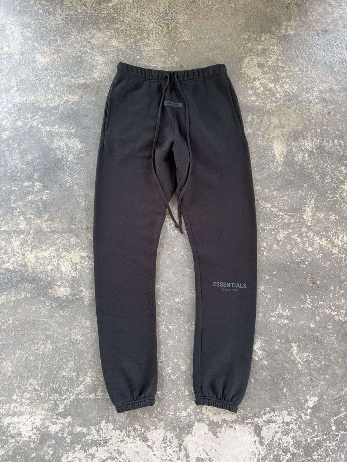 Fear of God Essentials Fear Of God Joggers Pants Size US 34 / EU 50 - 1 Thumbnail