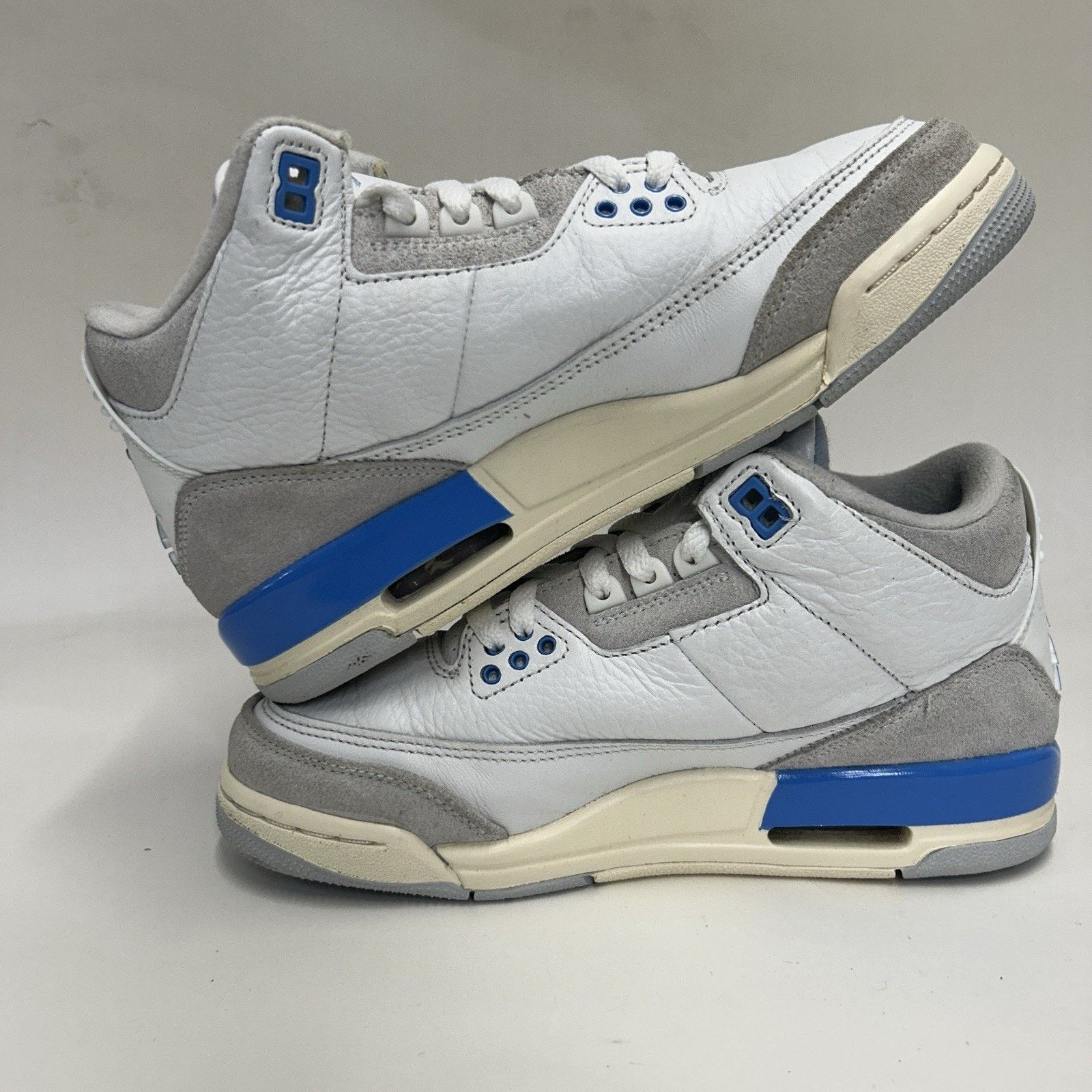 Nike Nike Air Jordan 3 Retro GS “White Blue/Lucky Shorts" Size US 7 / IT 37 - 3 Thumbnail